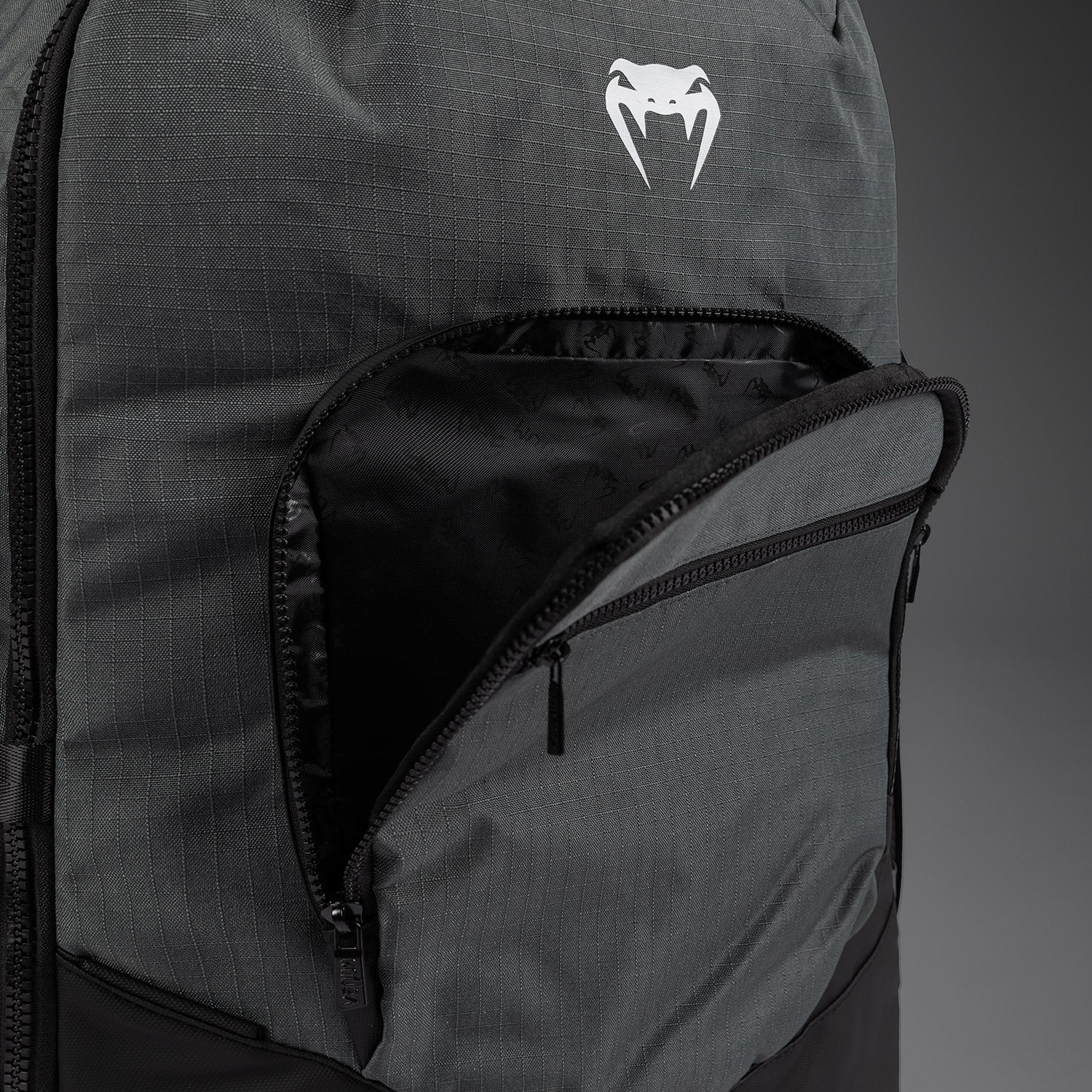 venum-evo-2-xtrem-rucksack-50-63l-sturmgrau image 5