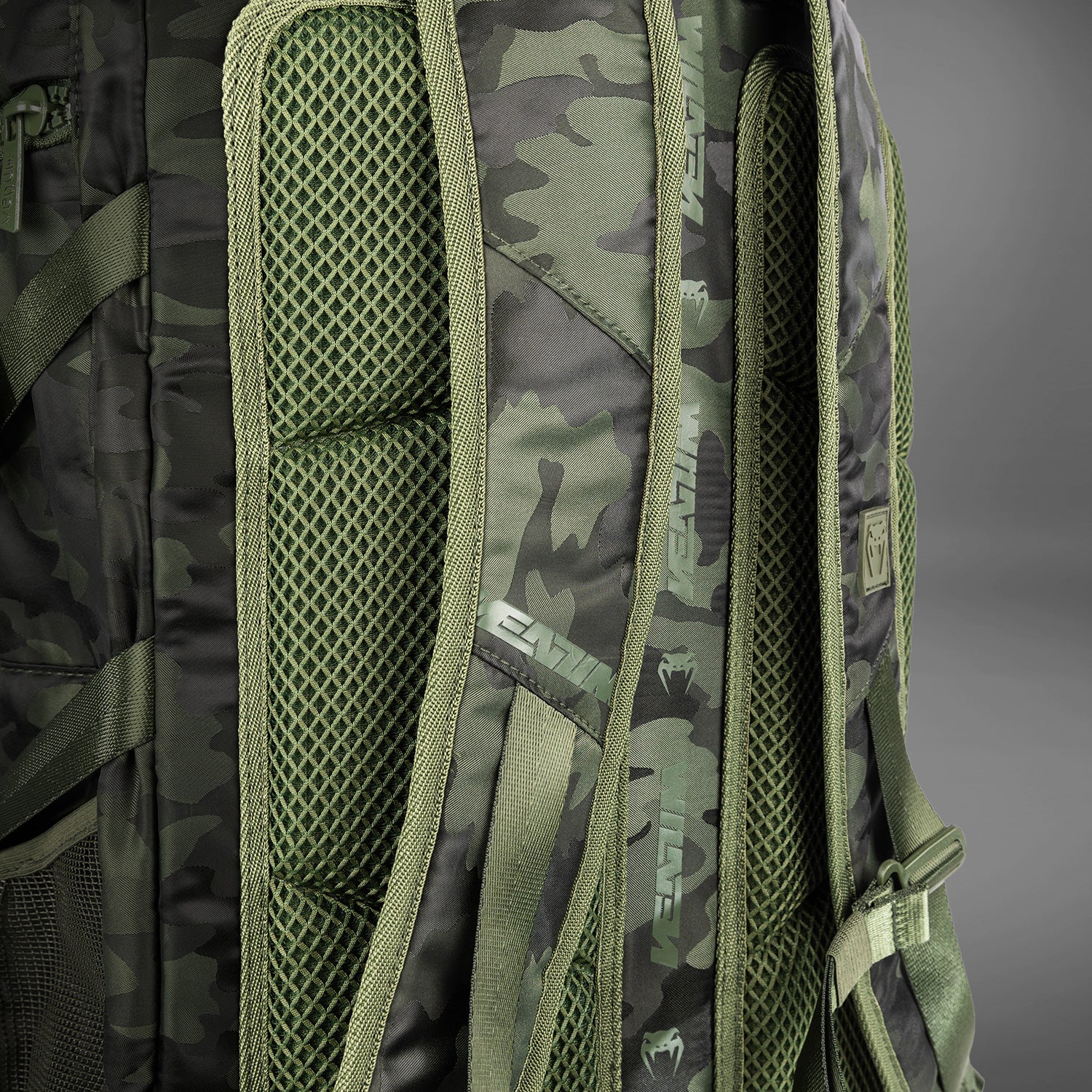 venum-challenger-xtreme-rucksack-50-63l-khaki-camo image 4