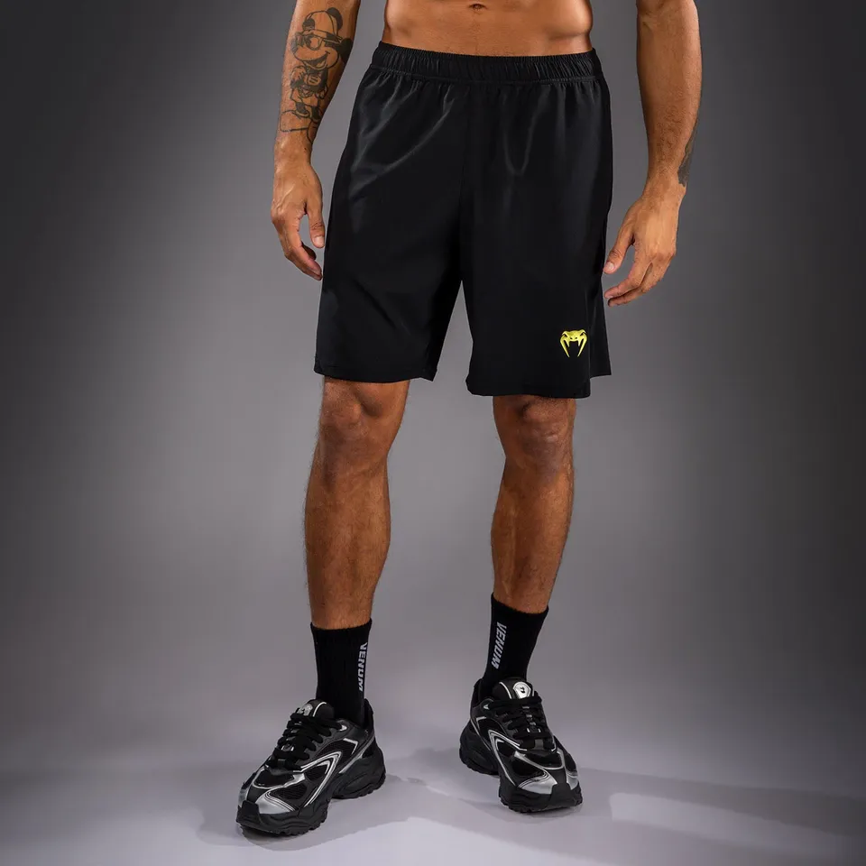 venum-contender-trainingsshorts-herren-schwarz-gold image 1