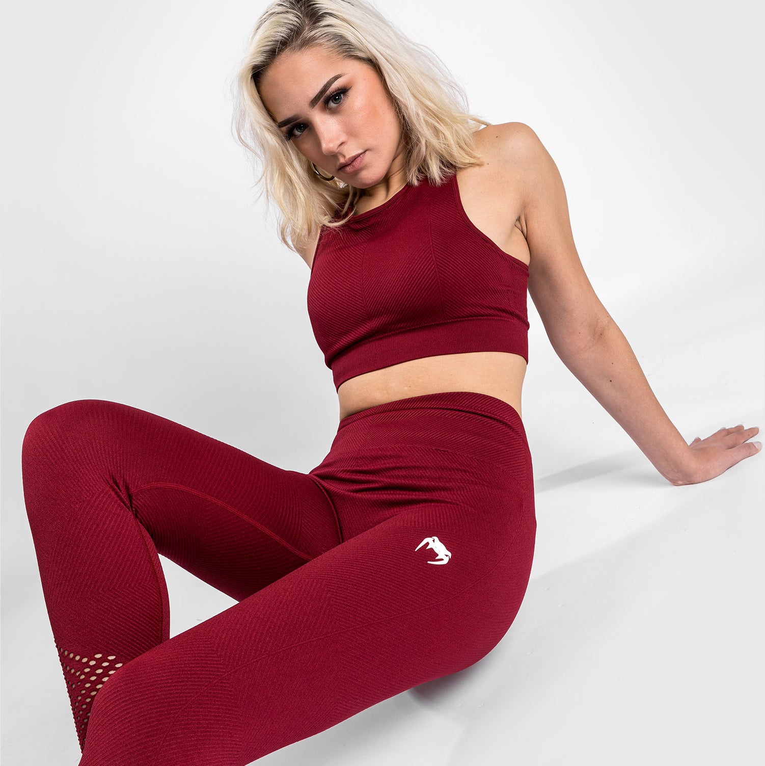 venum-sparring-seamless-leggings-damen-bordeaux-2 image 2