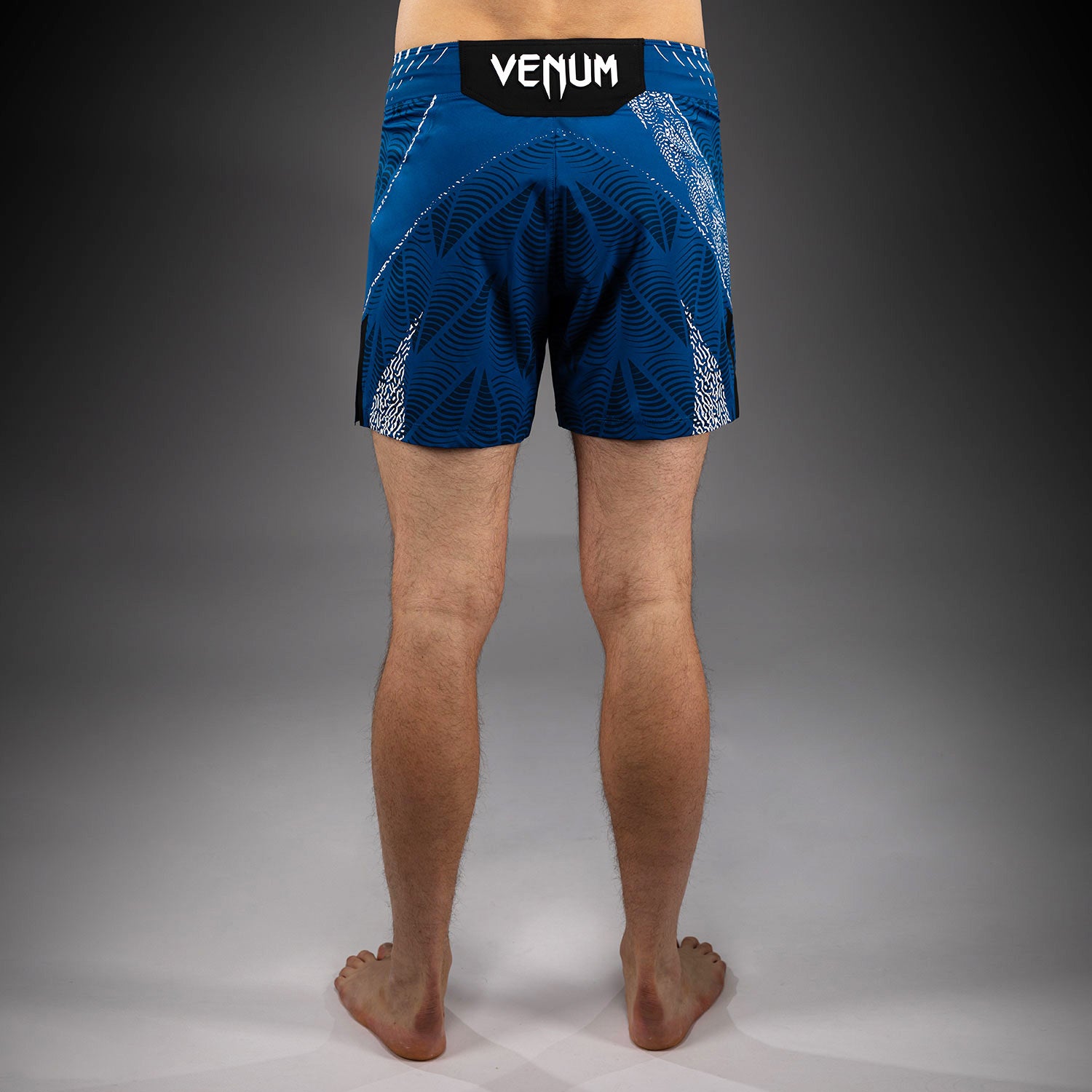 venum-ufc-zenith-authentic-fight-night-fight-short-herren-blau-personalisiert-sh image 4