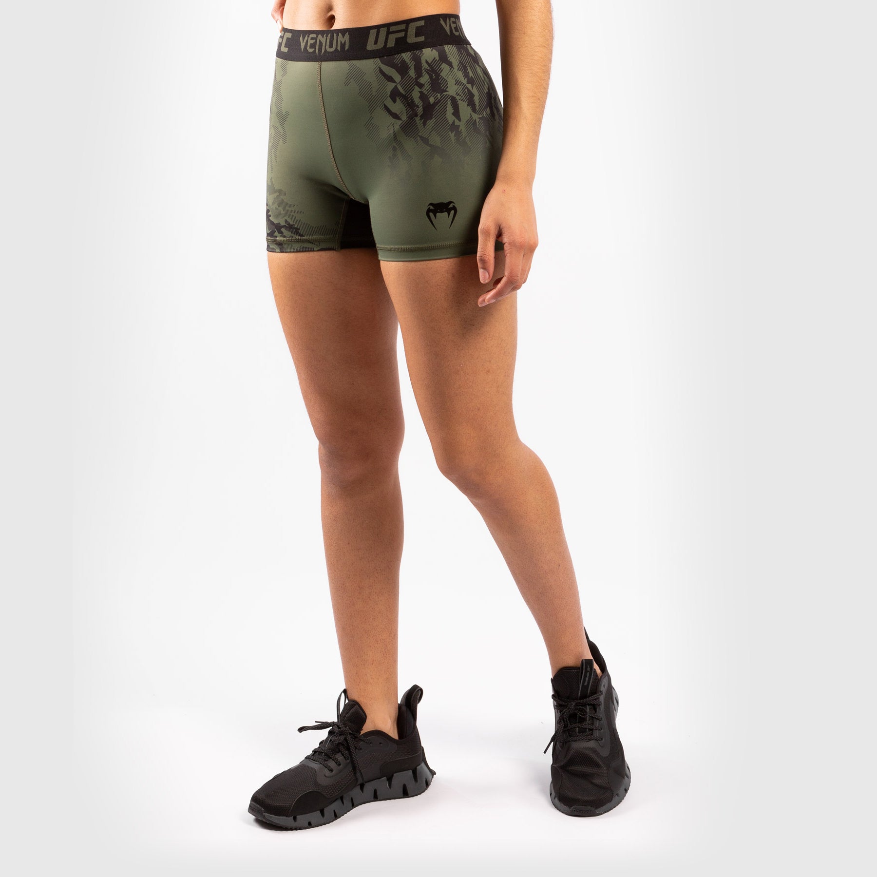 venum-ufc-authentic-fight-week-damen-kompressionsshorts-khaki image 2