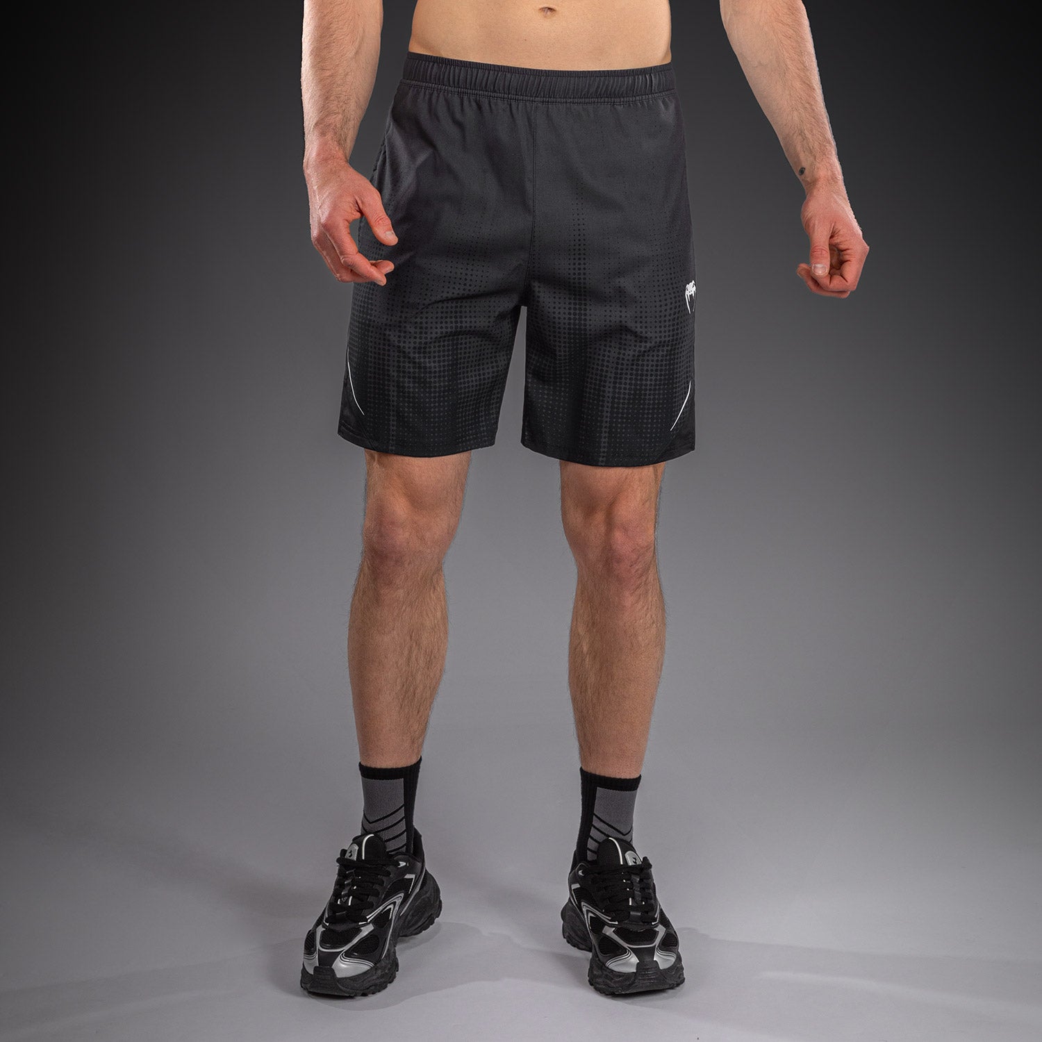 venum-stealth-trainingsshorts-herren-schwarz-wei image 1