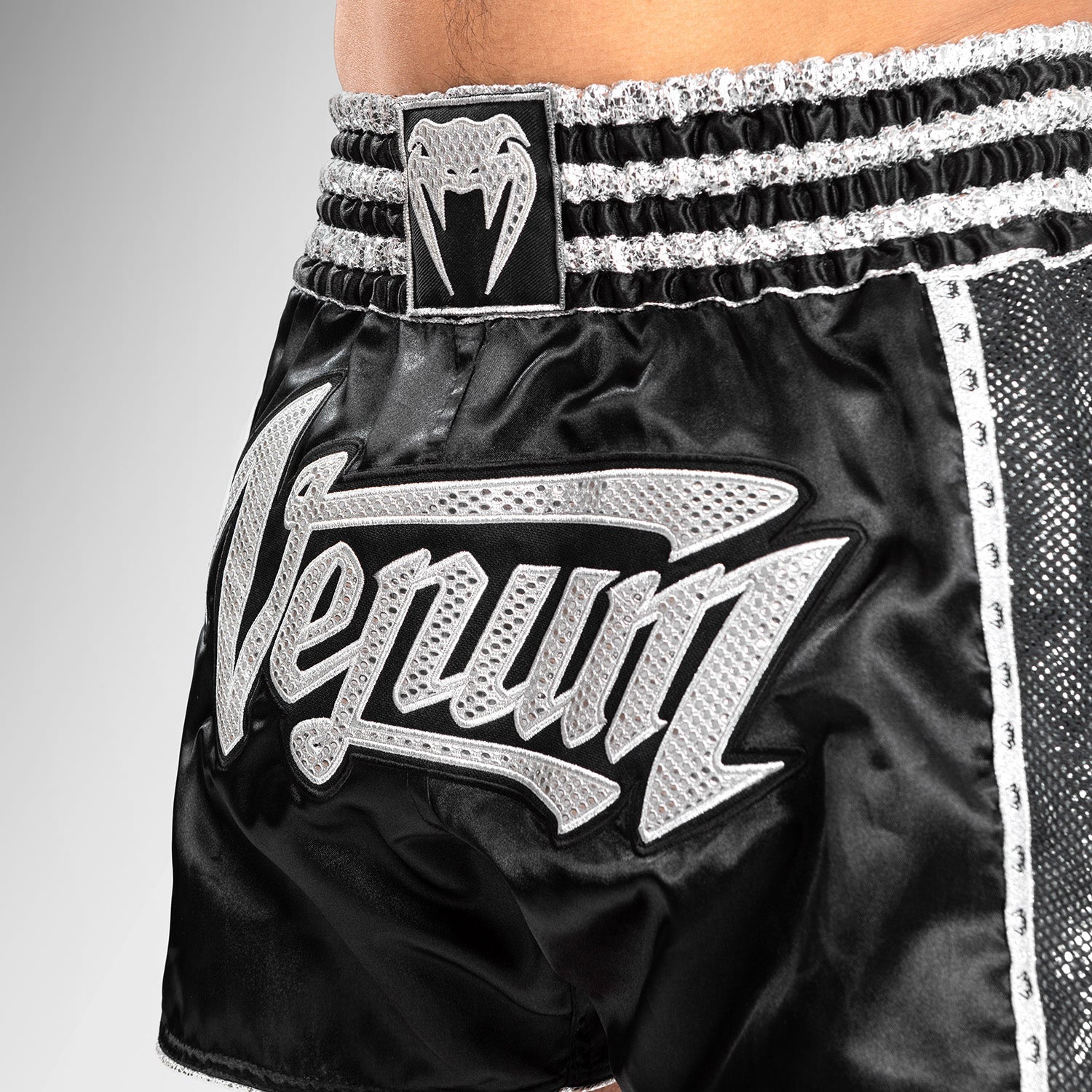 venum-absolute-2-0-muay-thai-shorts-schwarz-silber image 5
