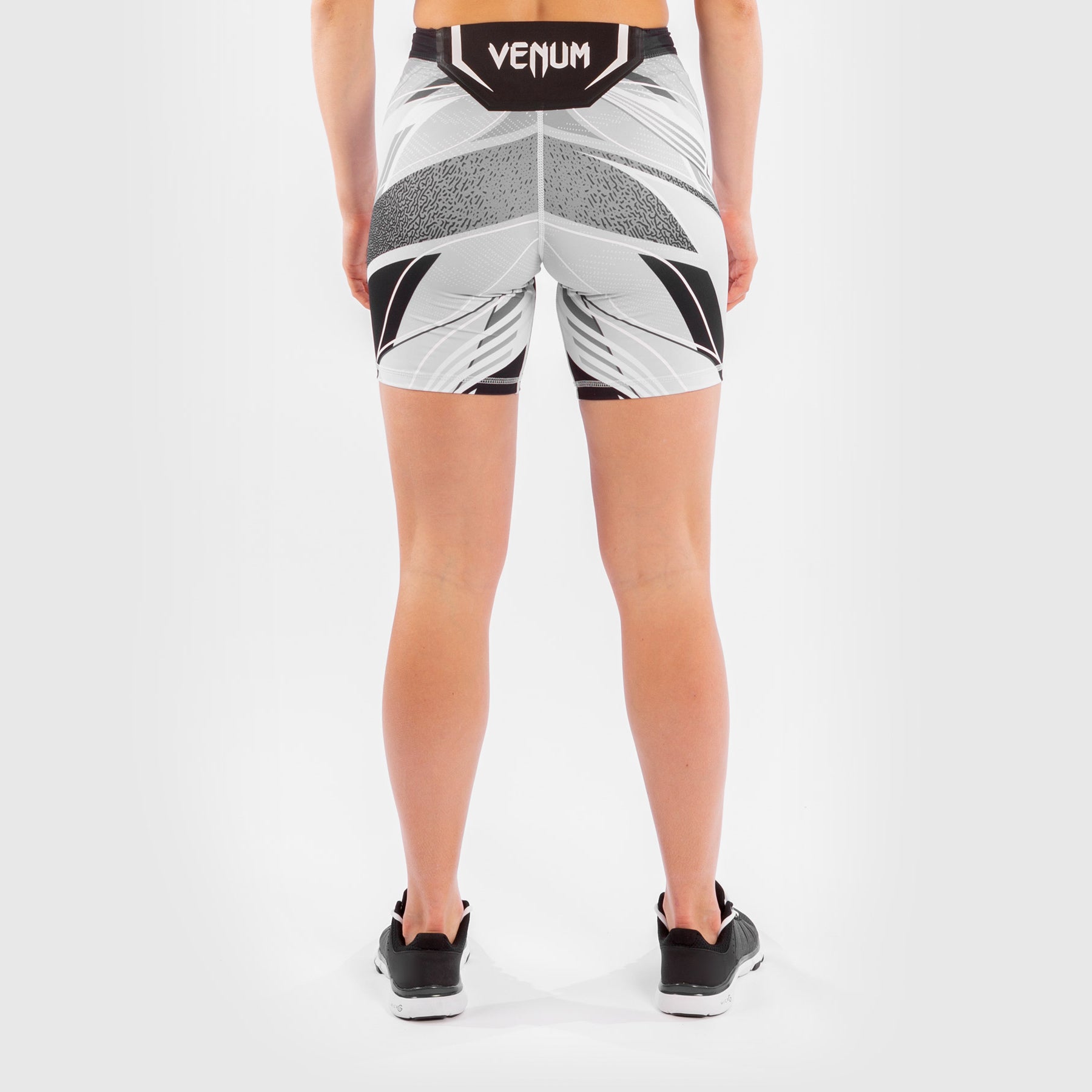 venum-ufc-authentic-fight-night-damen-vale-tudo-shorts-long-fit-wei image 4