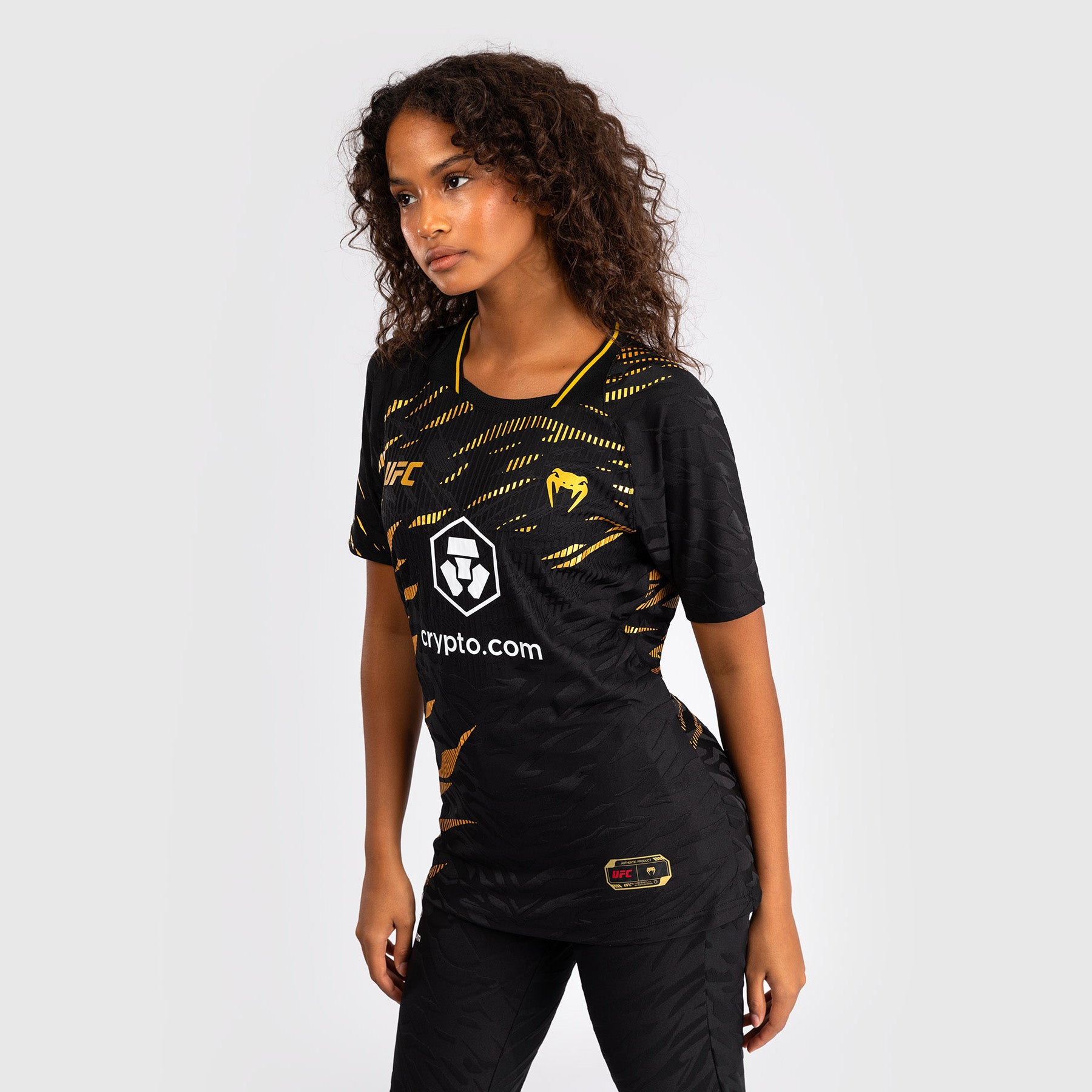 venum-ufc-fusion-authentic-fight-night-damen-walkout-jersey-champion-gold image 3
