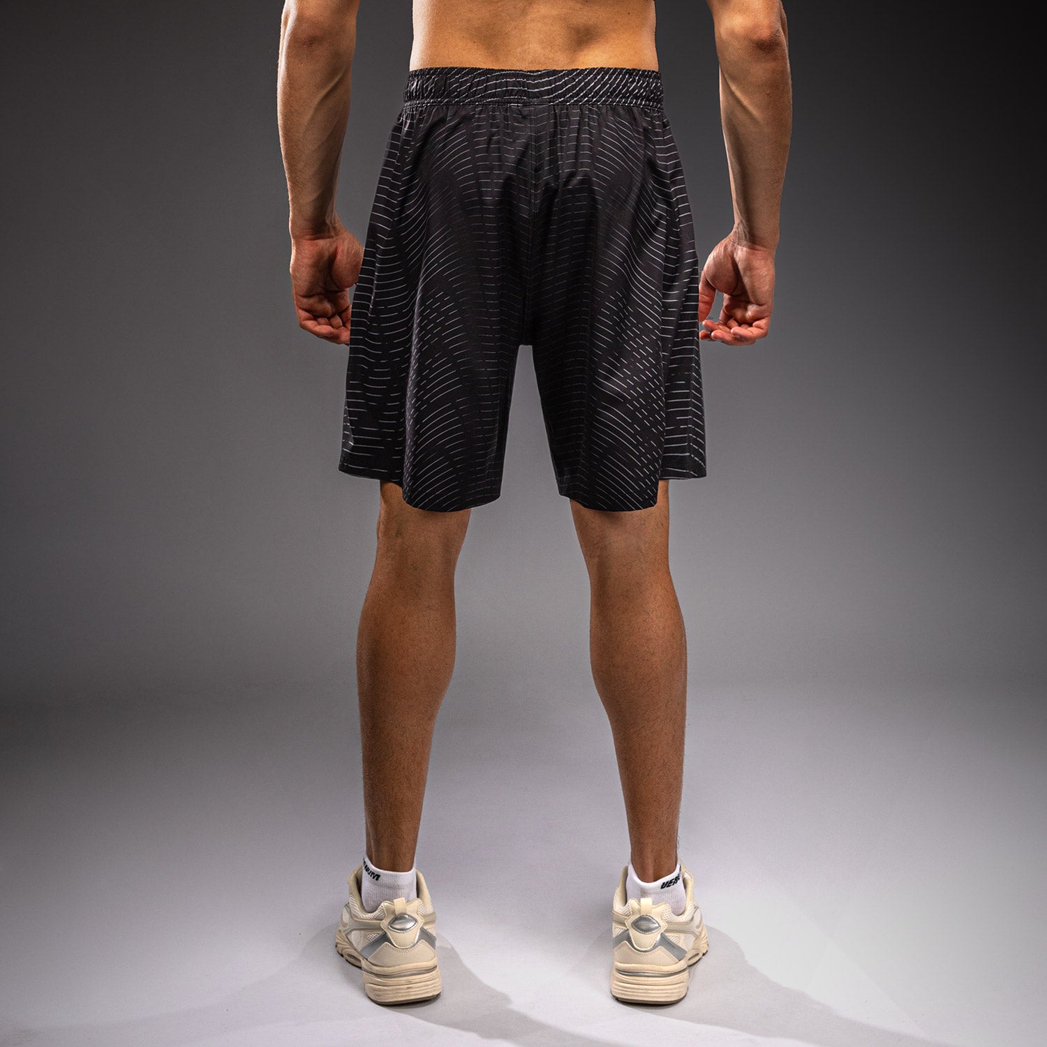 venum-galactic-3-0-trainingsshorts-schwarz-gold image 4