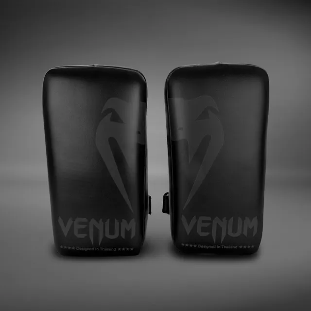 venum-giant-kick-pads-paar-schwarz-schwarz image 1