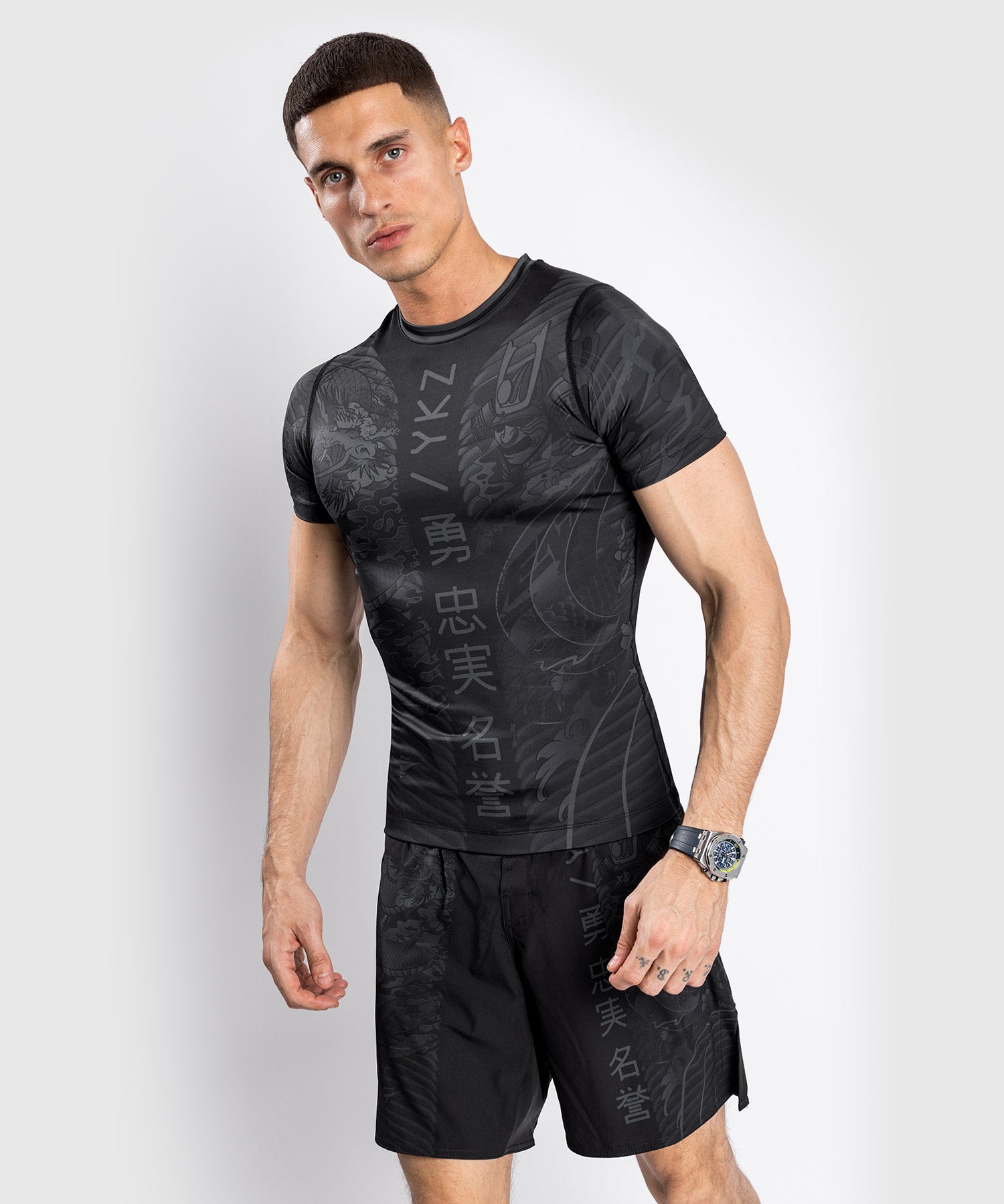 venum-ykz21-kompressions-t-shirt-kurzarm-schwarz-schwarz image 3