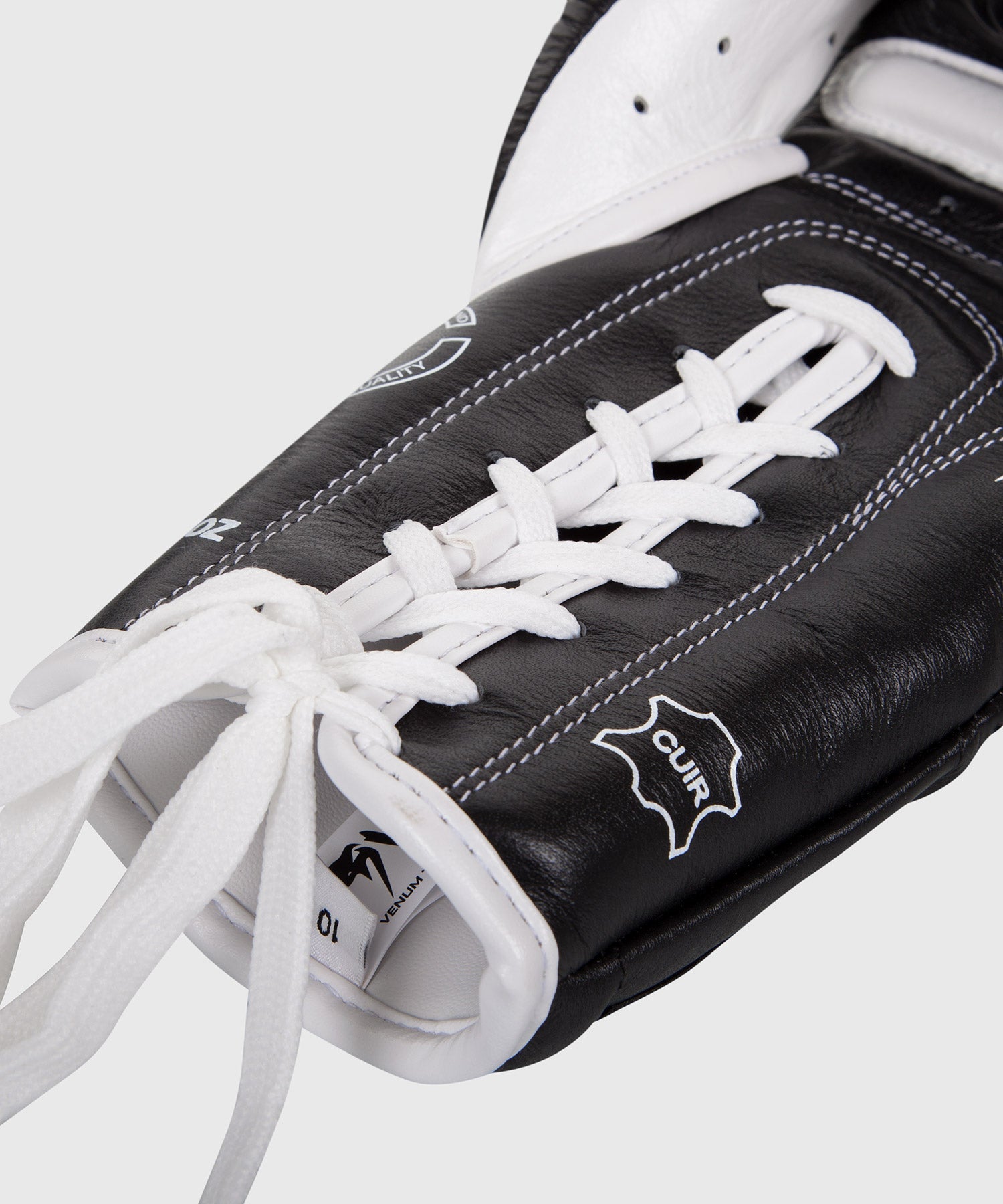 venum-giant-3-0-boxhandschuhe-nappaleder-mit-schn-rung-schwarz image 4