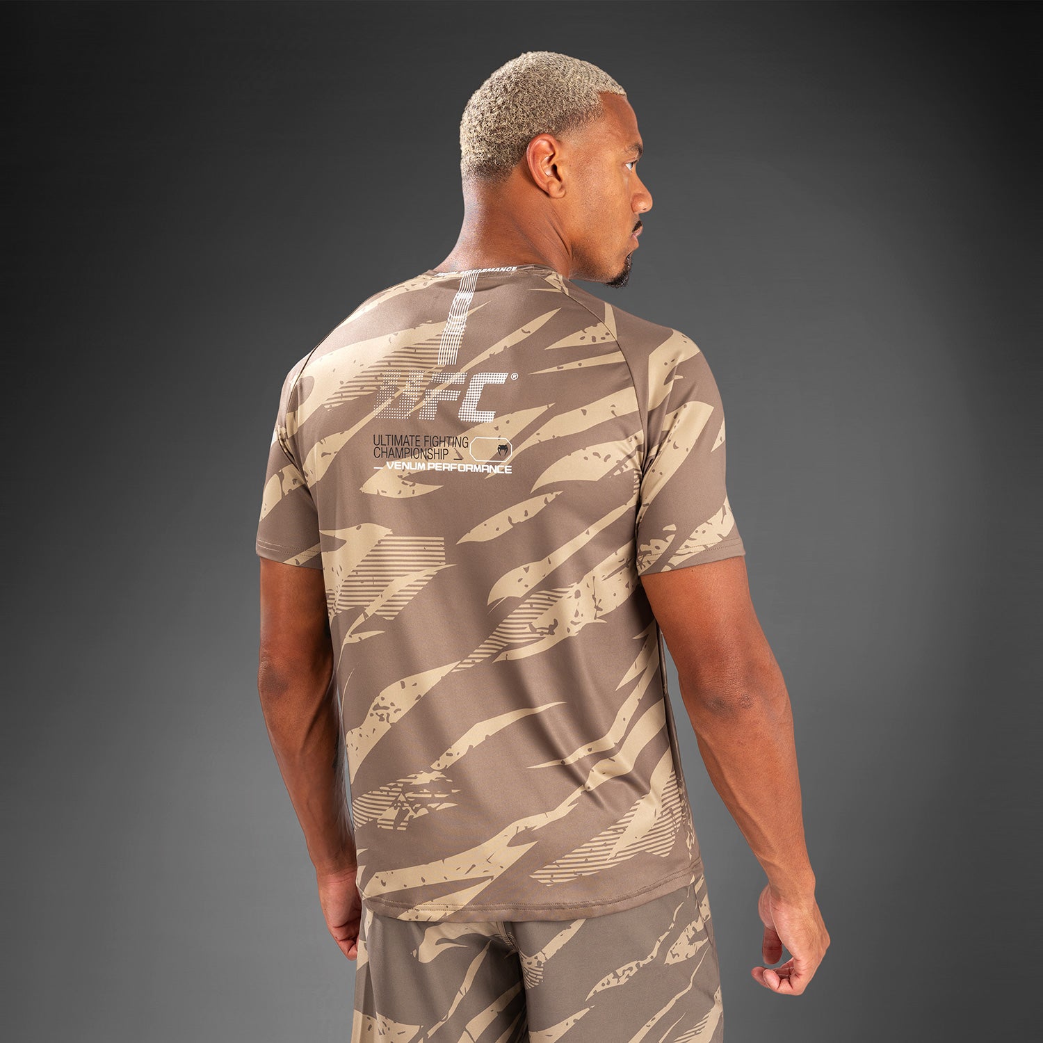 ufc-adrenaline-by-venum-fight-week-herren-dry-tech-t-shirt-desert-camo image 6