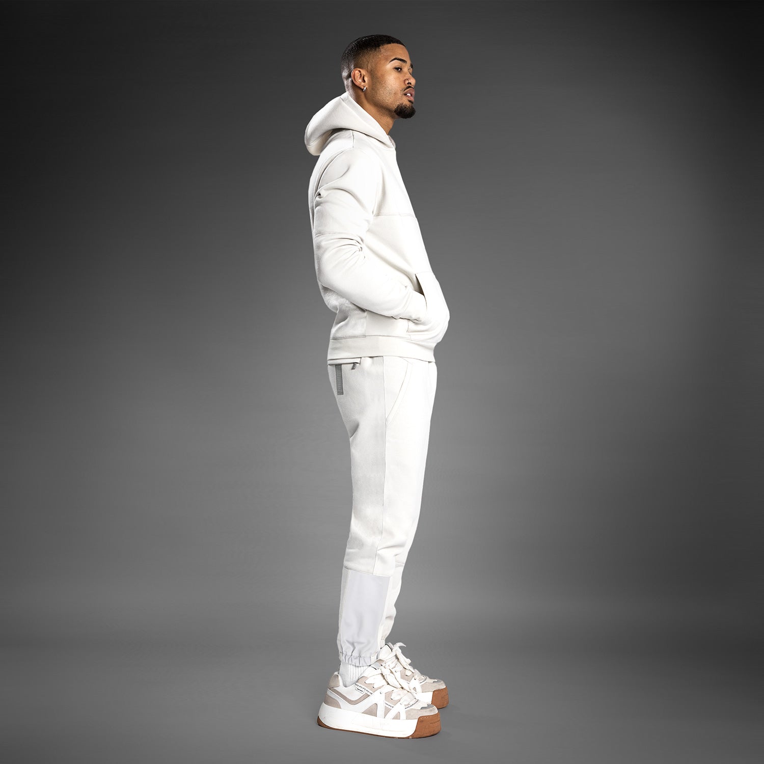 venum-silent-power-jogginghose-herren-beige image 2