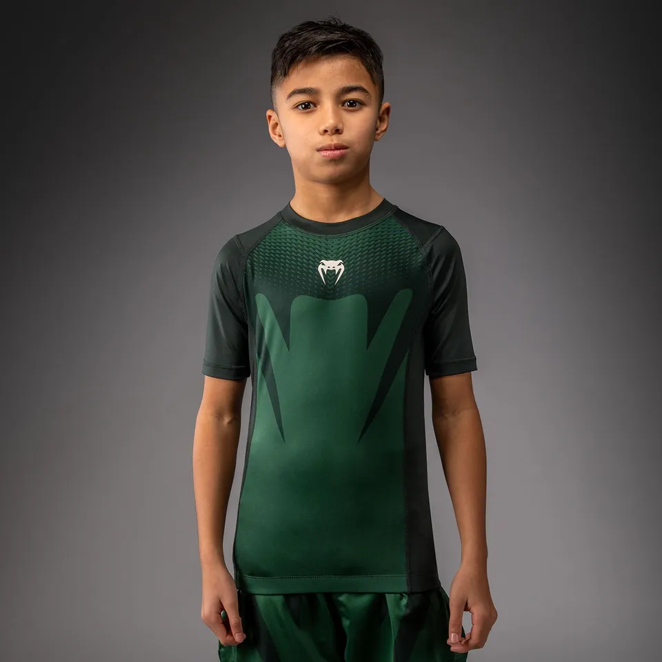 venum-attack-kinder-kurzarm-rashguard-waldgr-n-off-wei image 1