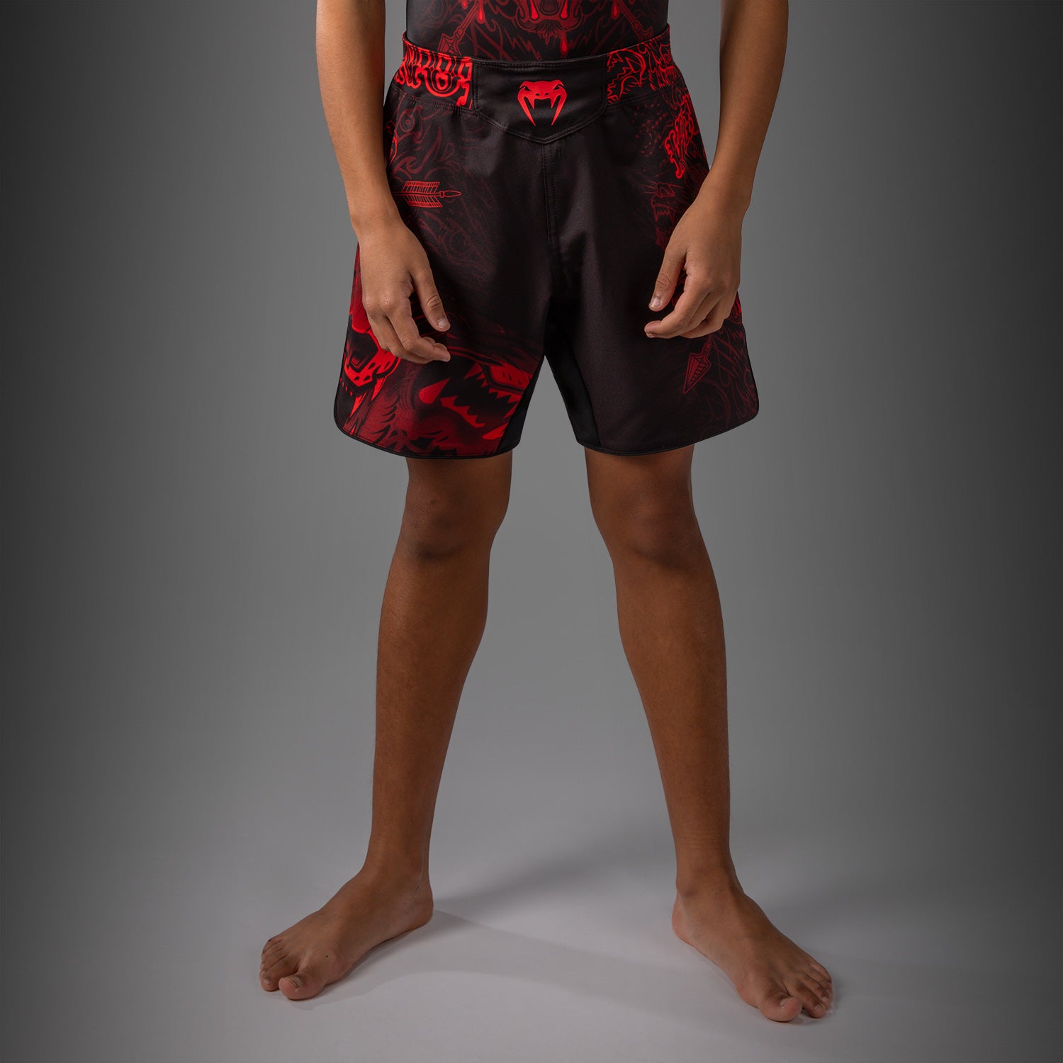 venum-wolf-atak-kinder-fightshorts-schwarz-rot image 1