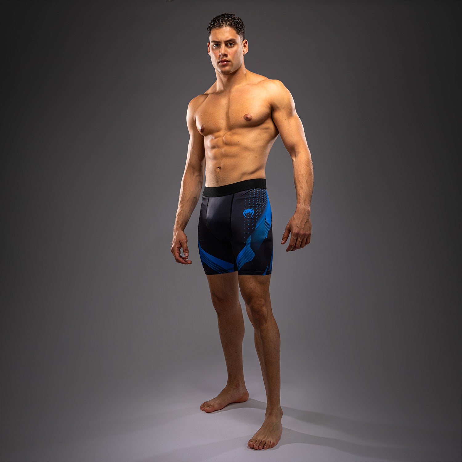 venum-no-gi-6-0-kompressionsshort-schwarz-blau image 8