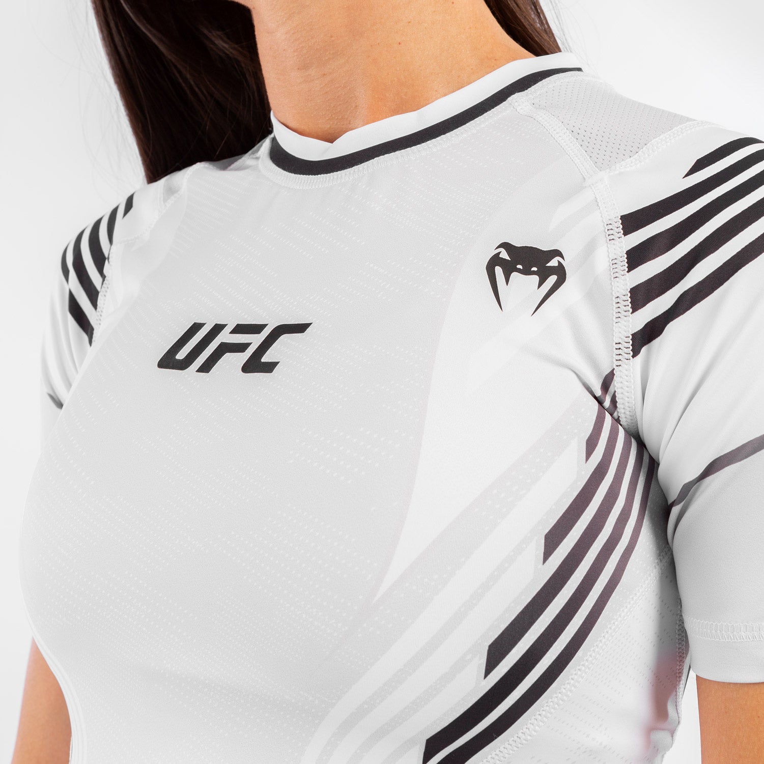 ufc-venum-authentic-fight-night-damen-rashguard-wei image 5