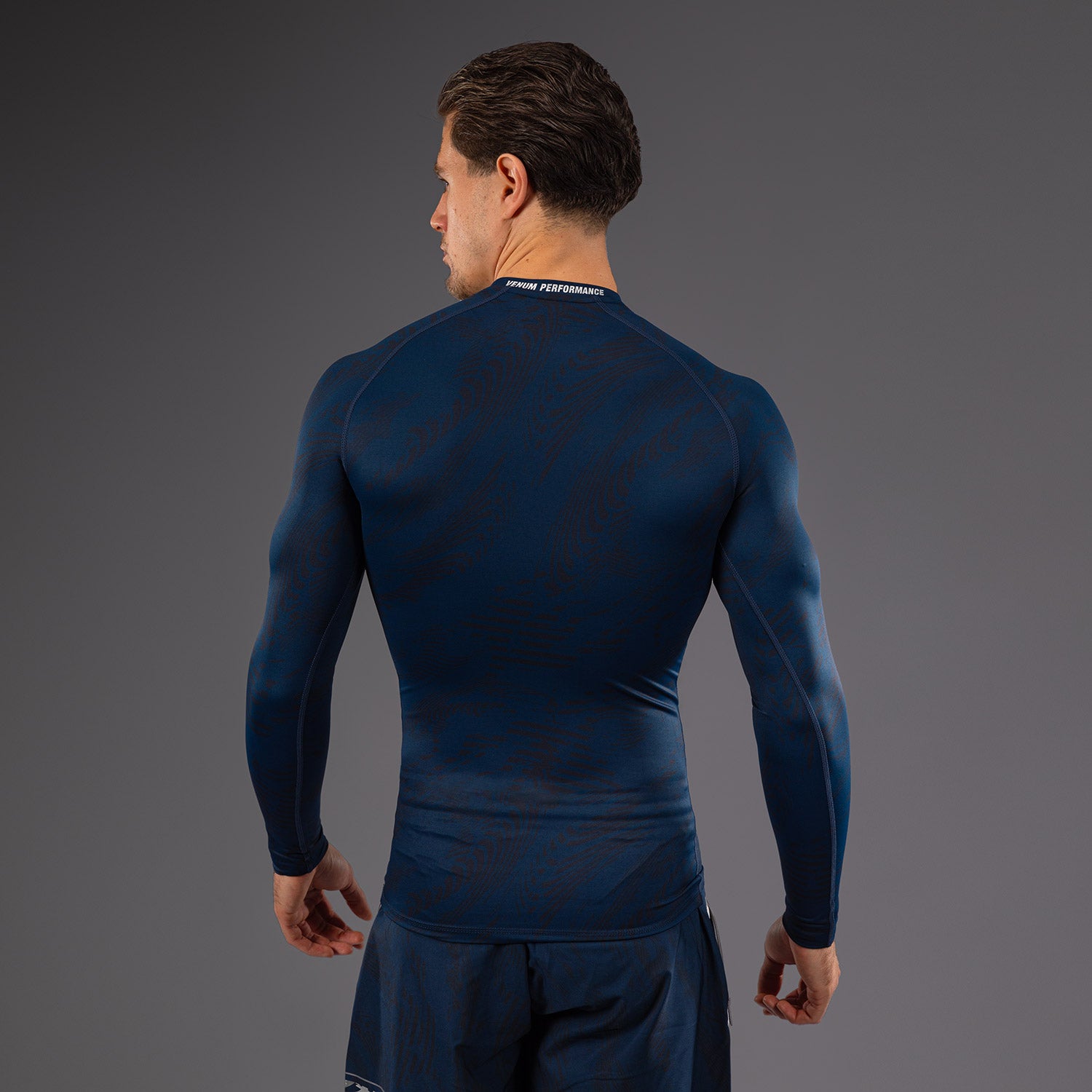 ufc-fusion-by-venum-fight-week-herren-langarm-rashguard-ozeanblau image 7