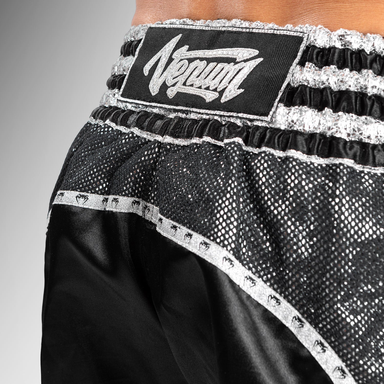venum-absolute-2-0-muay-thai-shorts-schwarz-silber image 7