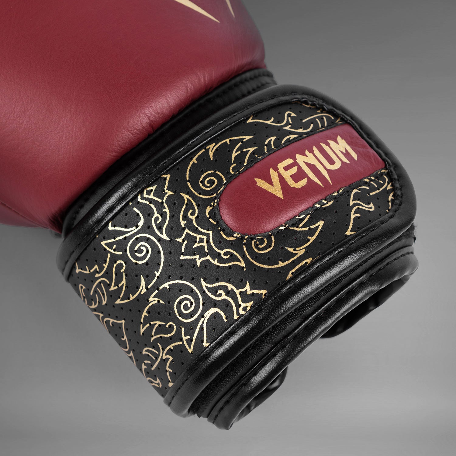 venum-power-2-0-boxhandschuhe-burgund-schwarz image 4