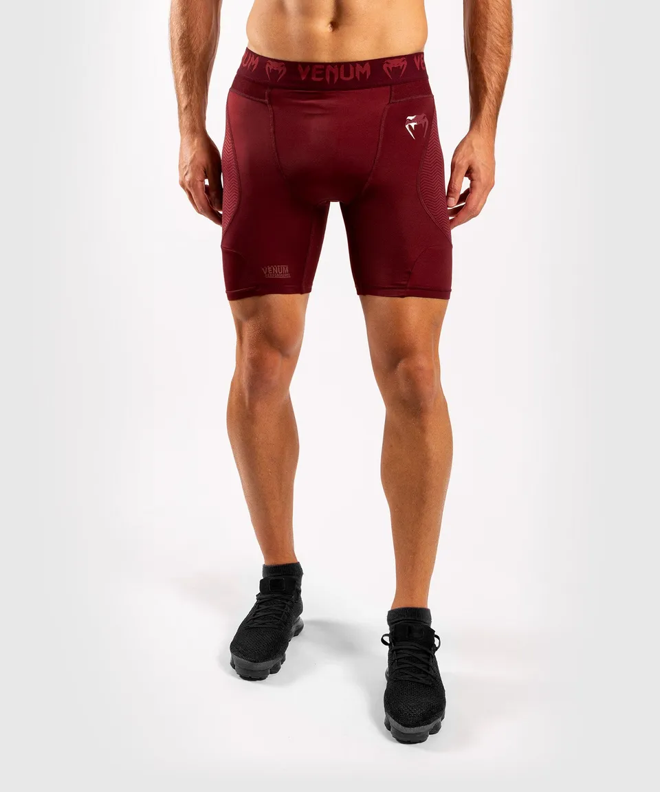 venum-g-fit-kompressions-shorts-herren-burgundrot image 1