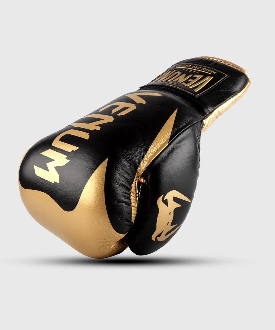 venum-hammer-profi-boxhandschuhe-mit-schn-rung-schwarz-gold-2 image 1