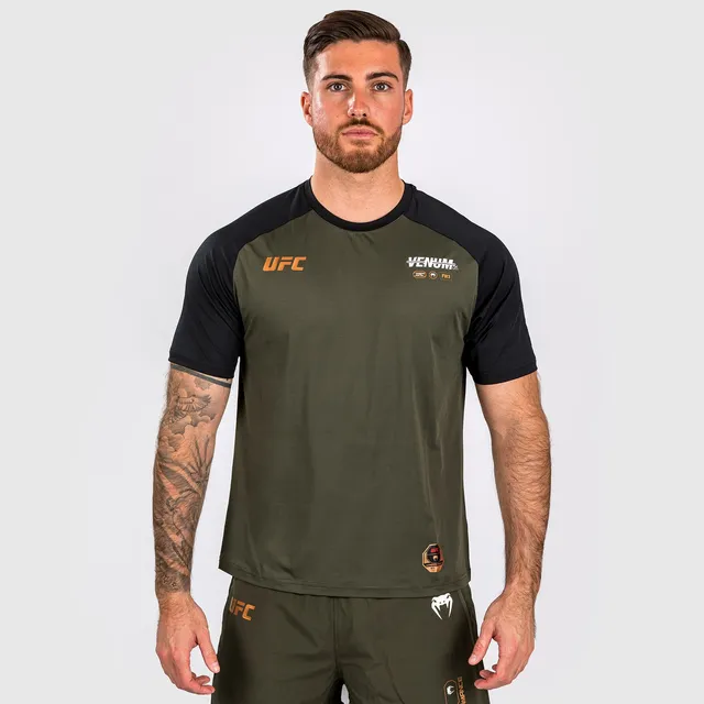 ufc-adrenaline-by-venum-fight-week-dry-tech-t-shirt-herren-khaki-bronze image 1