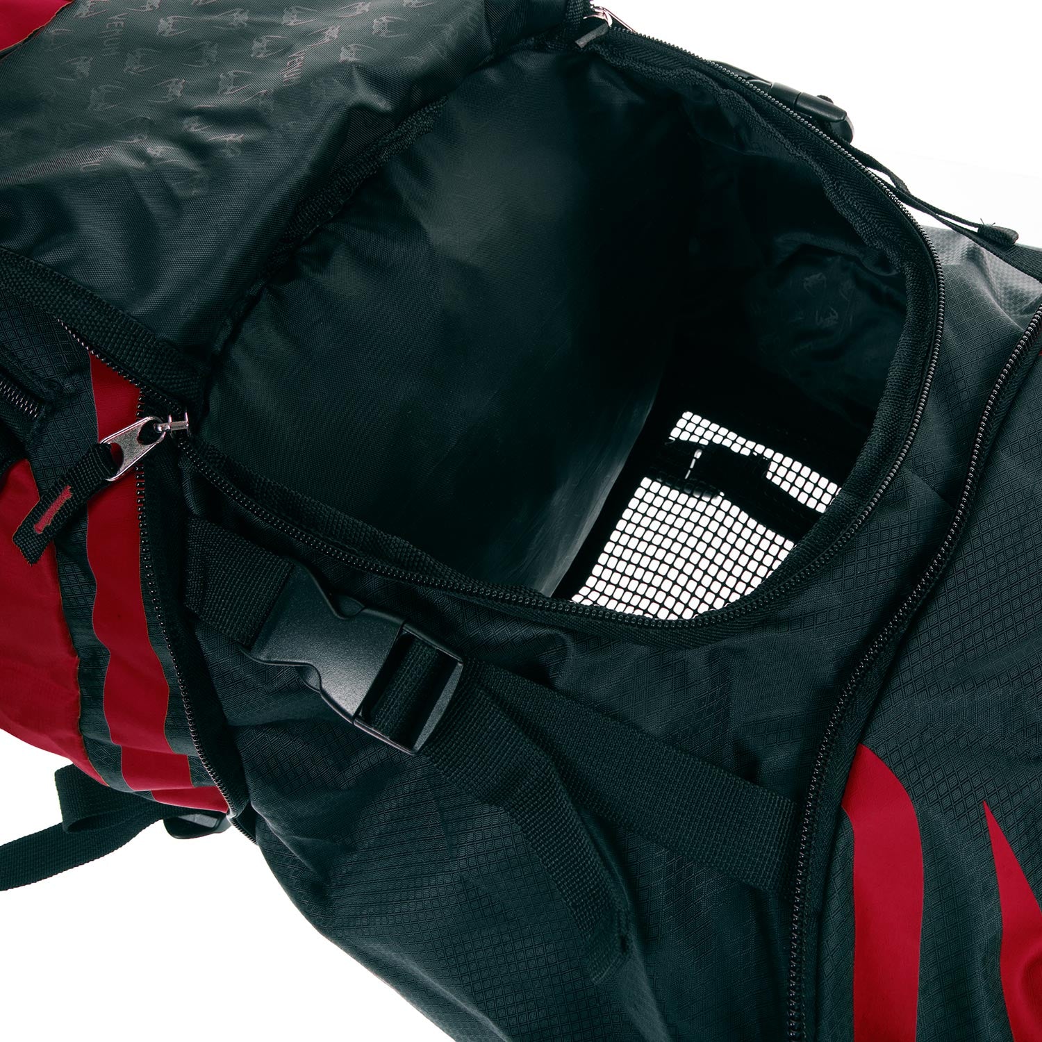 venum-challenger-xtrem-rucksack-convertible-duffle image 8