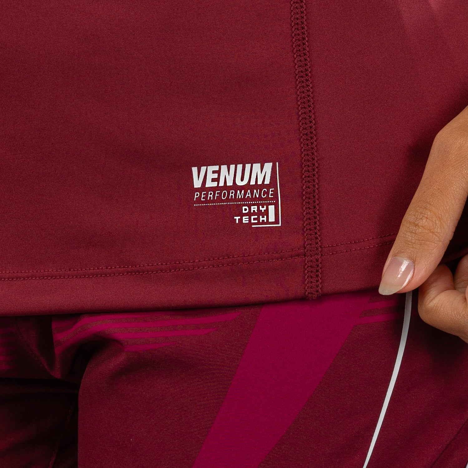 venum-adrenaline-damen-dry-tech-t-shirt-burgund-rosa image 5