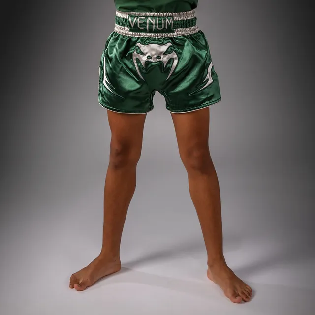 venum-inferno-muay-thai-shorts-kinder-waldgr-n-off-white image 1