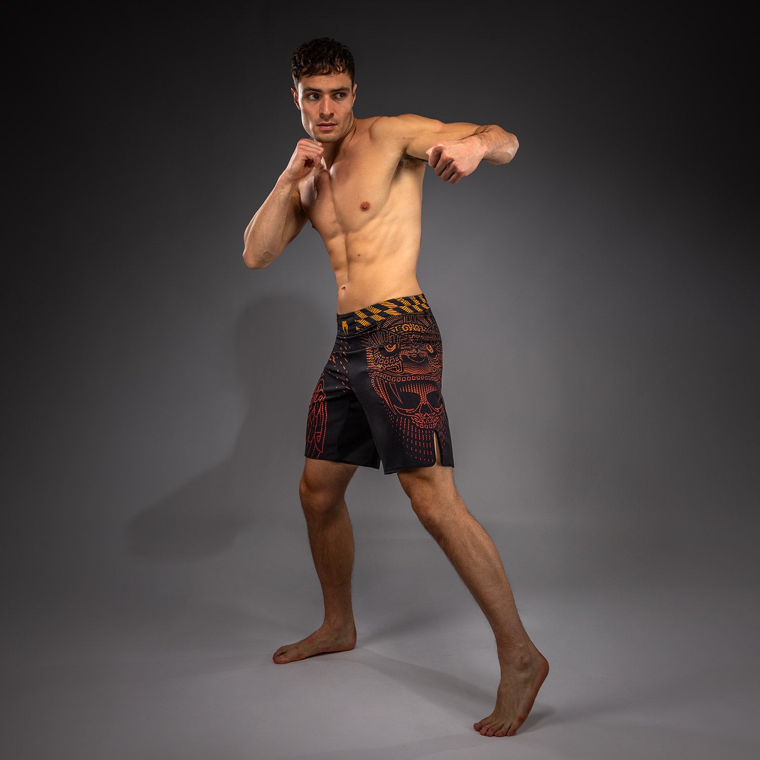venum-quetzal-fury-fightshorts-schwarz-fury-rot-tangerine image 5