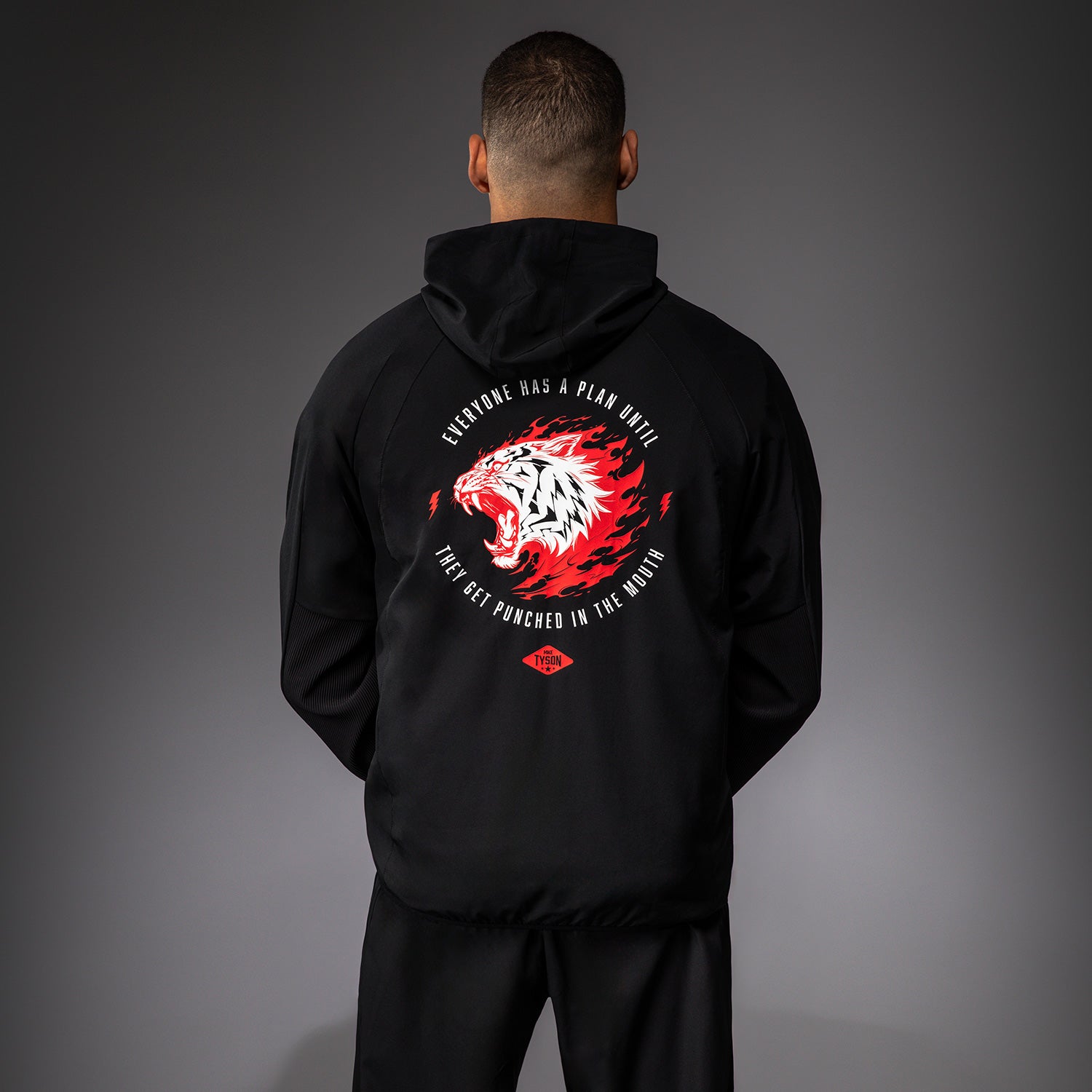 venum-x-mike-tyson-tiger-trackjacke-herren-tiefschwarz-rot image 5