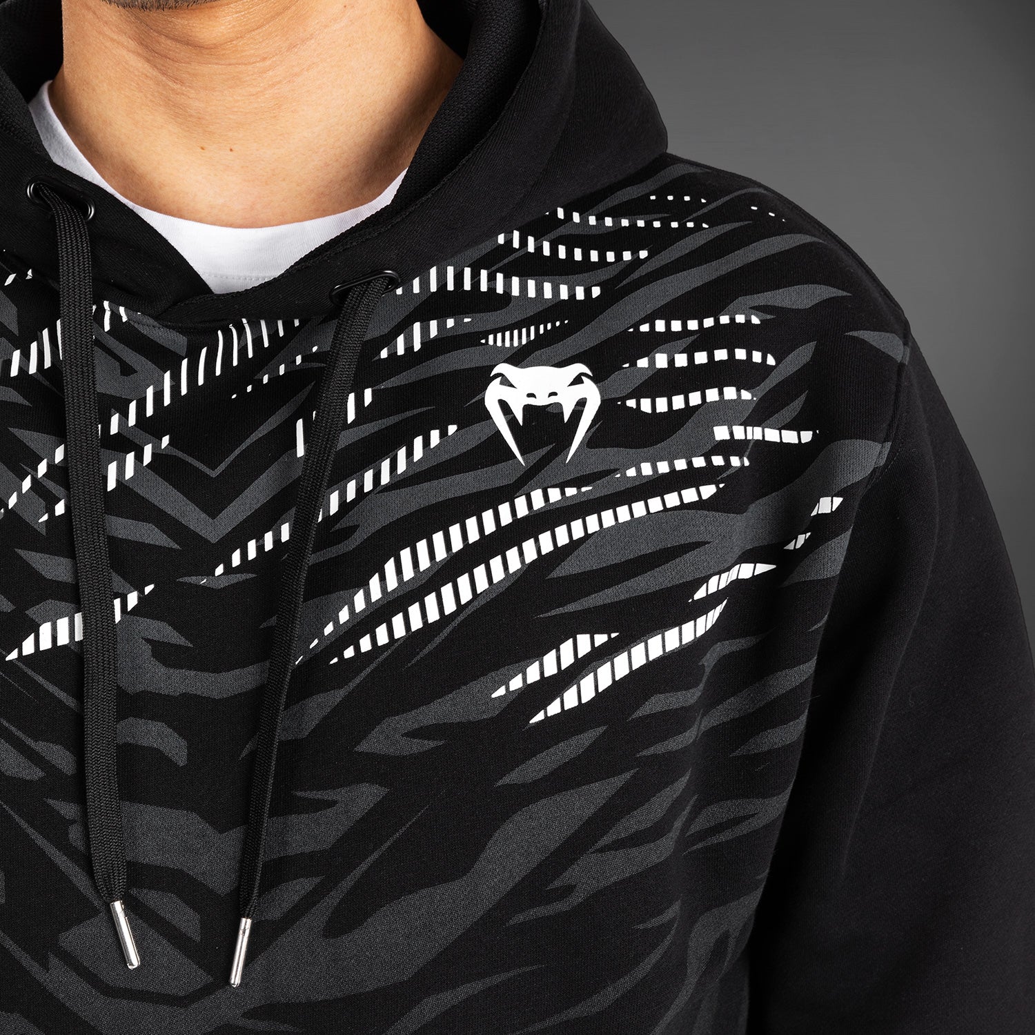 ufc-fusion-by-venum-replica-herren-pullover-hoodie-schwarz image 5