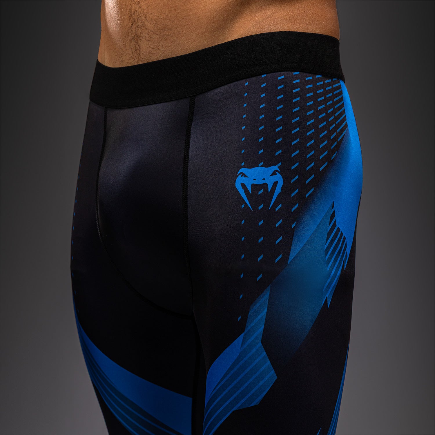 venum-no-gi-6-0-spats-schwarz-blau image 4