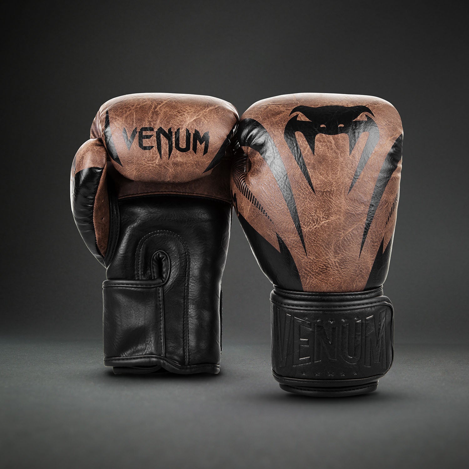 venum-impact-boxhandschuhe-braun image 1