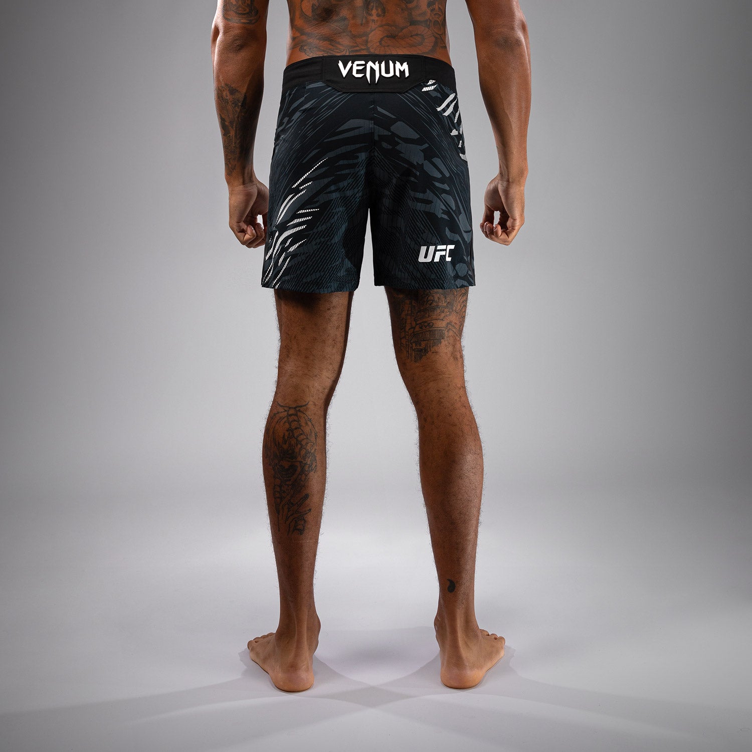 venum-ufc-fusion-authentic-fight-night-fight-short-short-fit-schwarz-herren image 3