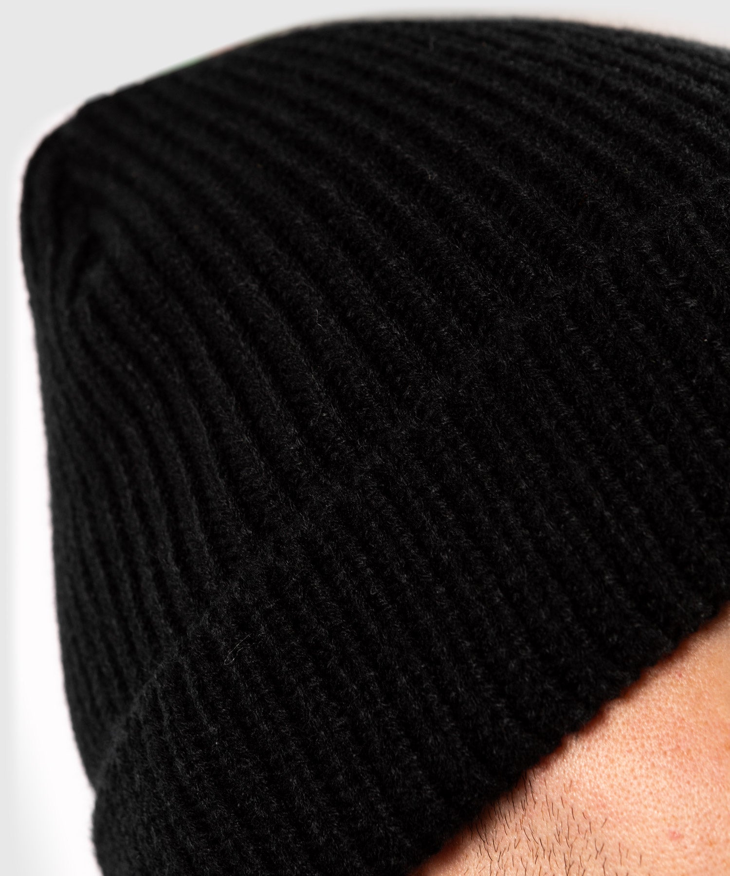venum-classic-beanie-schwarz-wei image 4