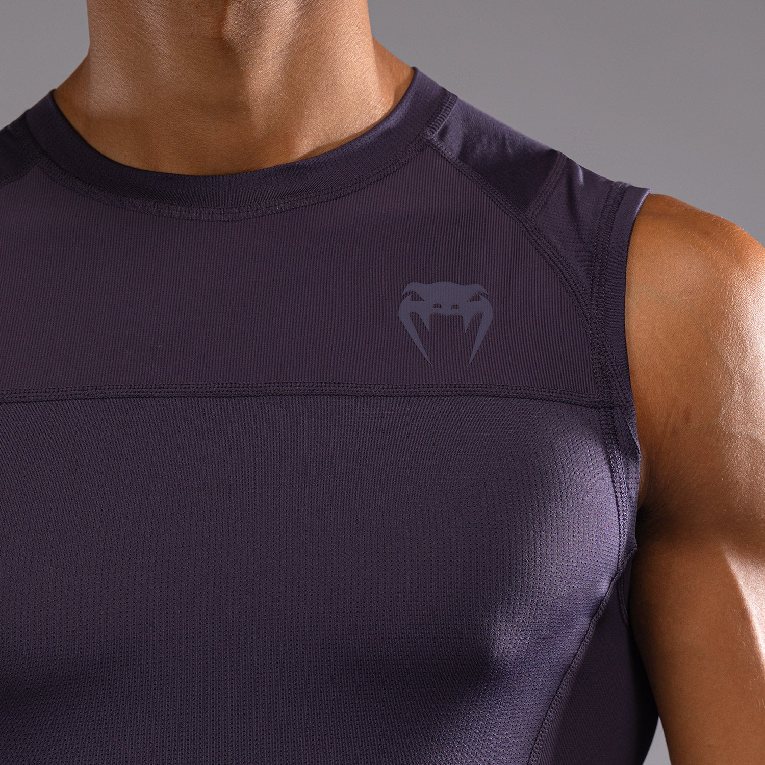 venum-g-fit-air-herren-rmelloses-rashguard-tiefpurpur image 5