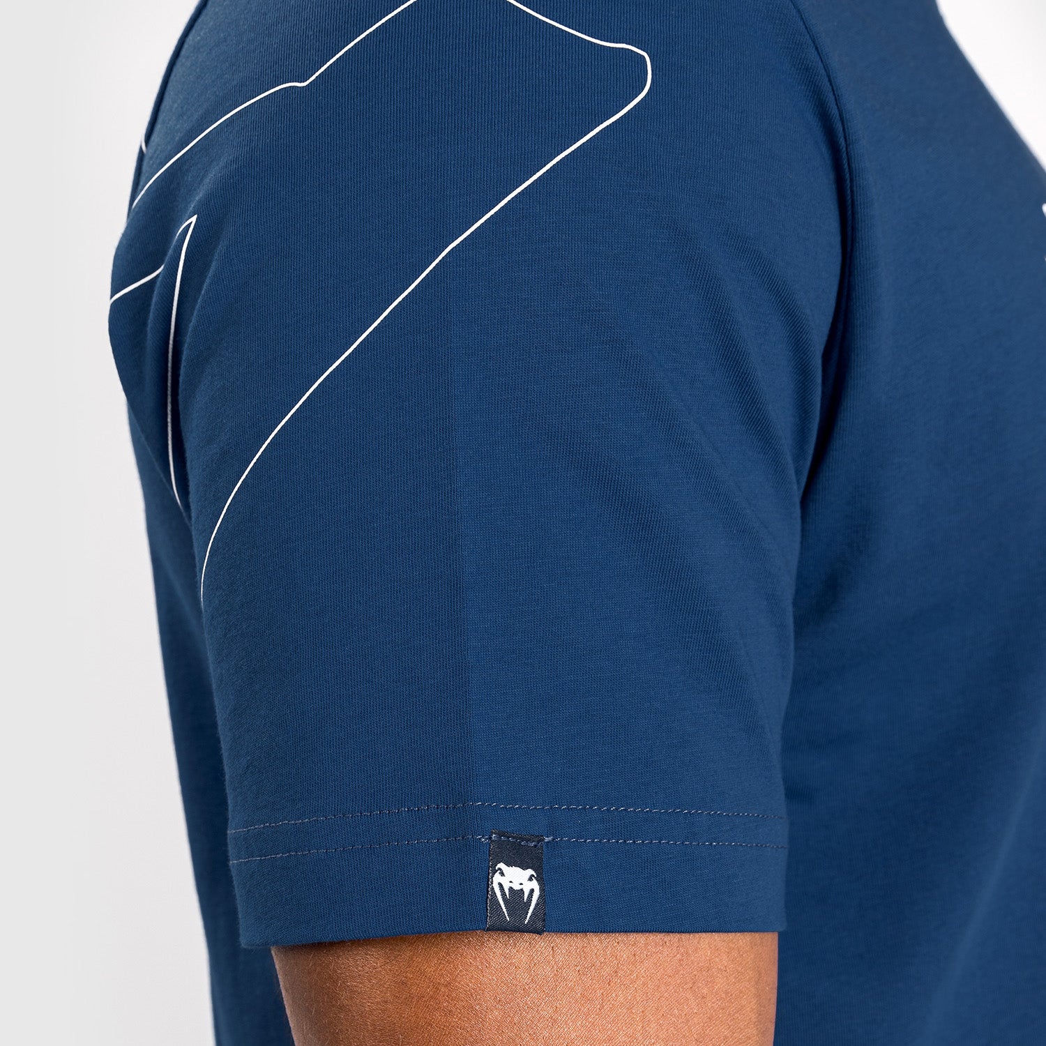 venum-snake-print-t-shirt-herren-marineblau image 6
