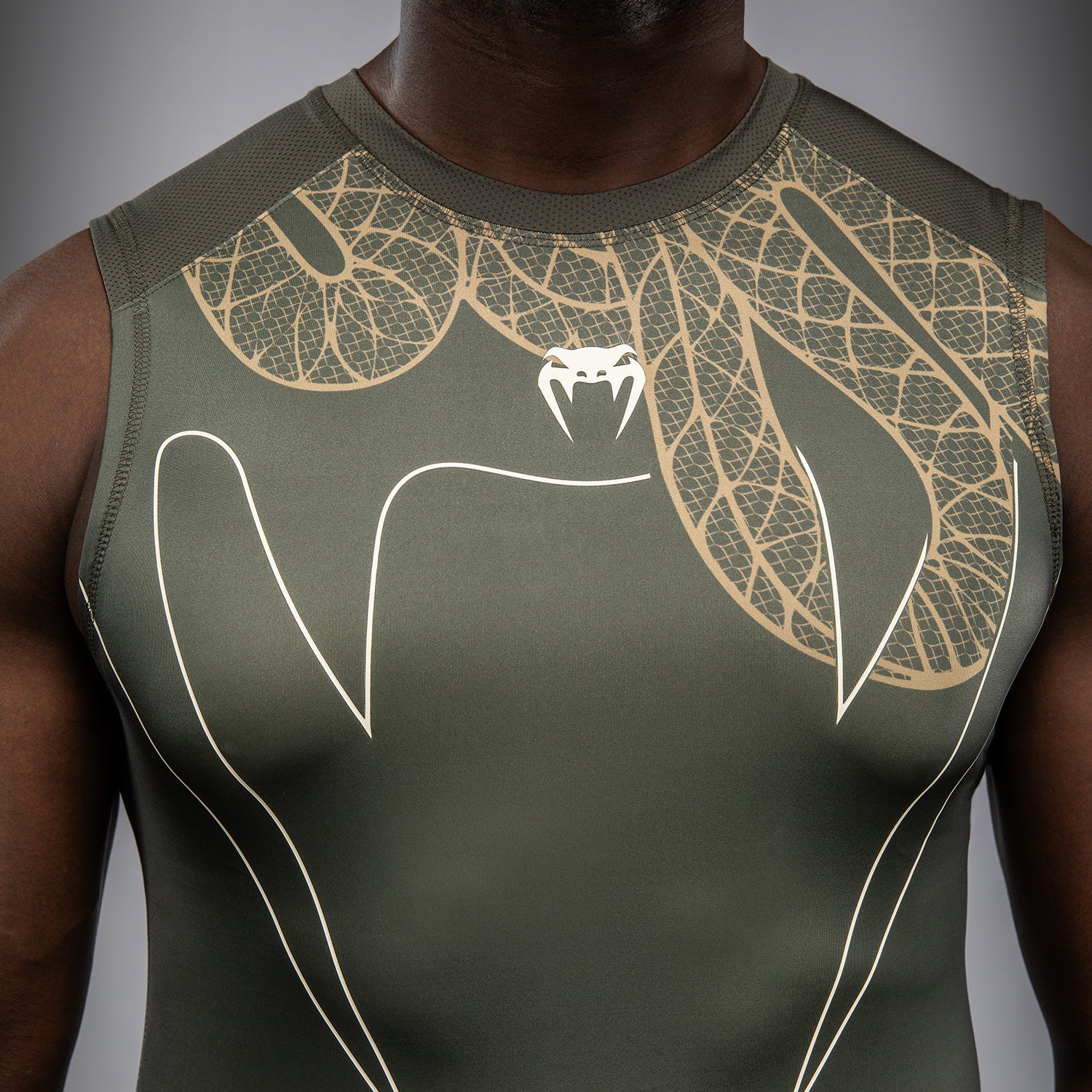 venum-serpenti-rmelloses-rashguard-khaki-bronze-ivory image 4