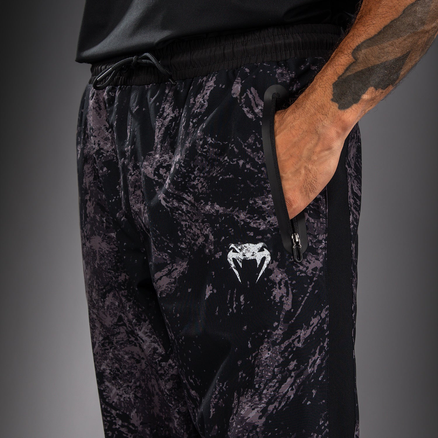 venum-rage-workout-jogginghose-schwarz-grau-herren image 6