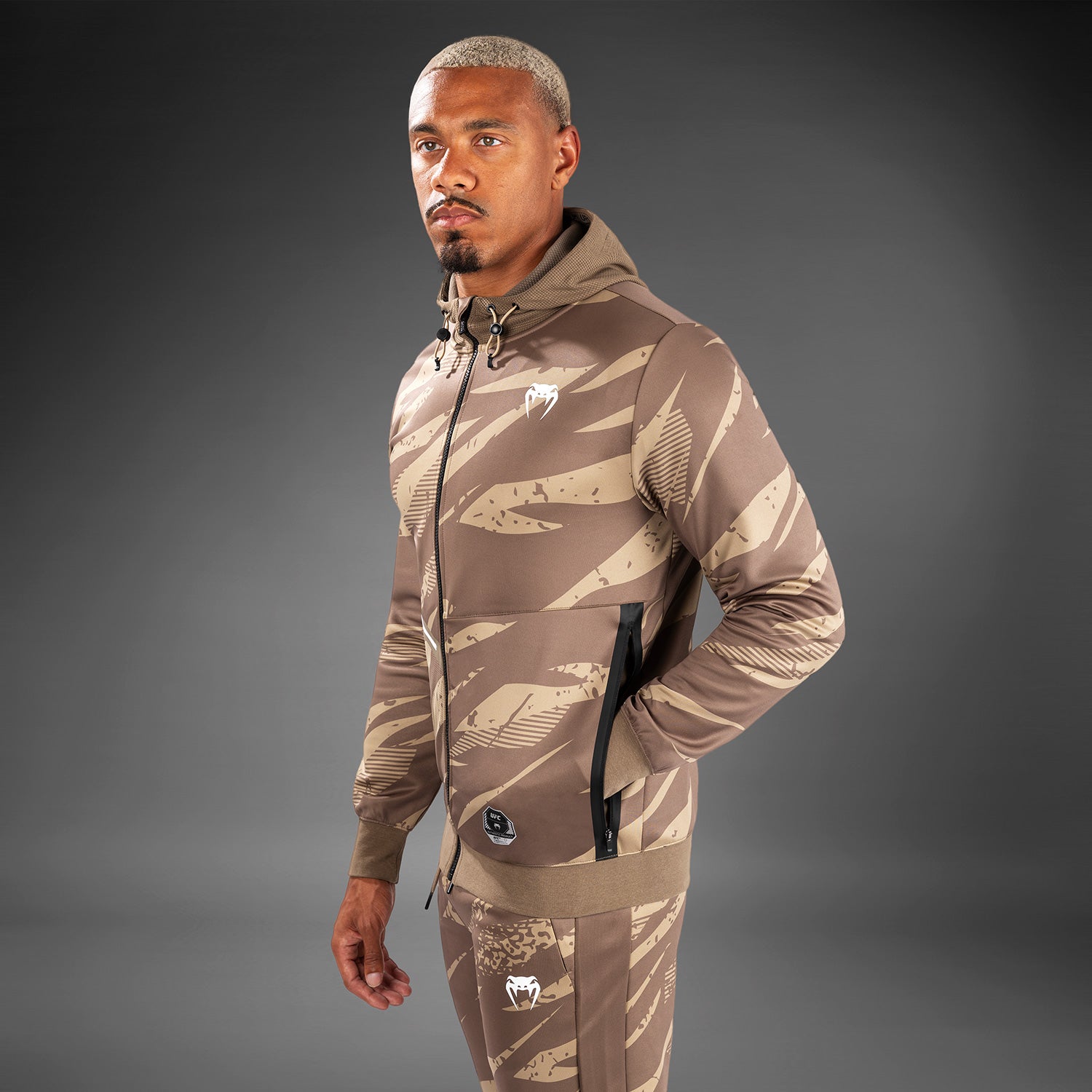 ufc-adrenaline-by-venum-fight-week-herren-zip-hoodie-full-zip-desert-camo image 1