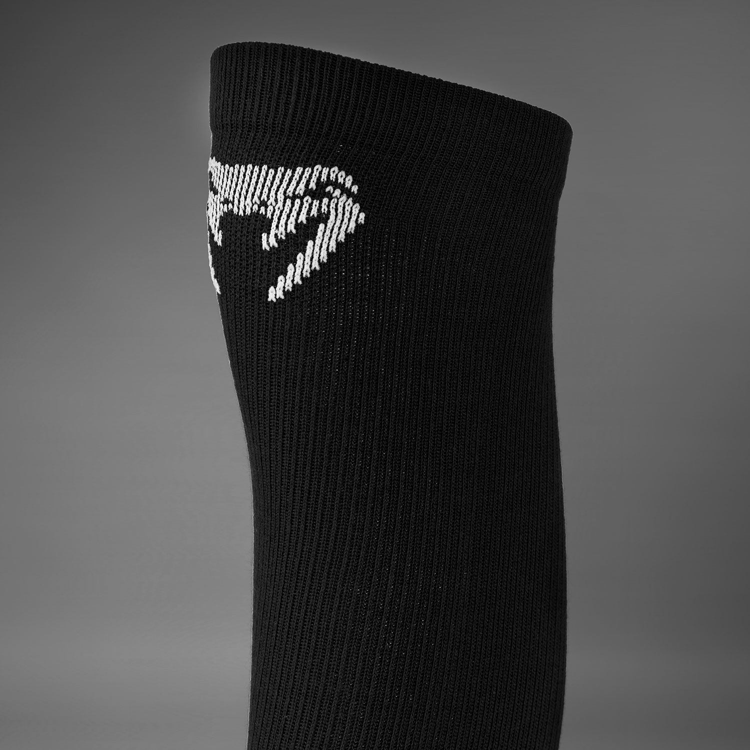 venum-elite-performance-lange-socken-schwarz-wei image 5