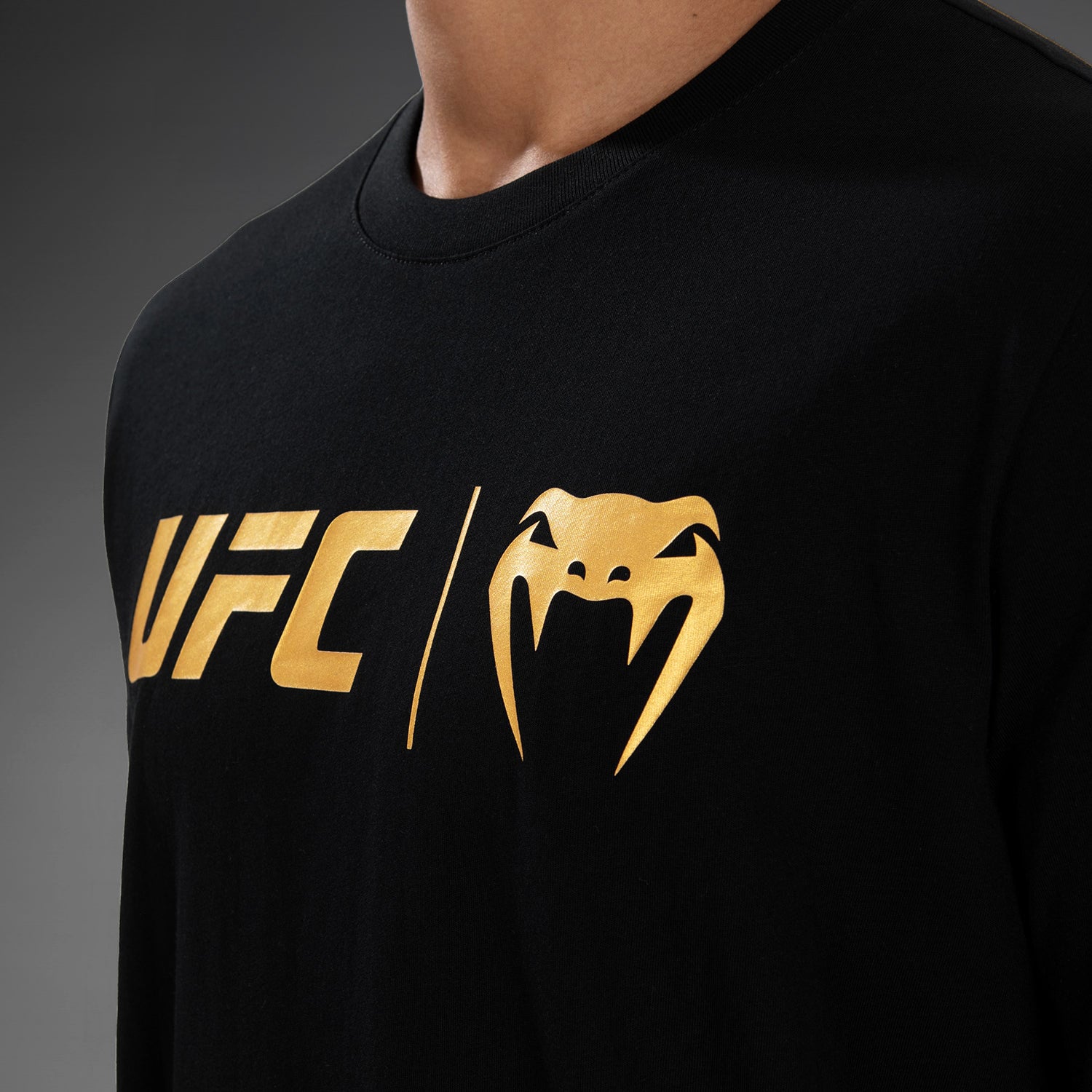 venum-ufc-classic-t-shirt-schwarz-gold image 5