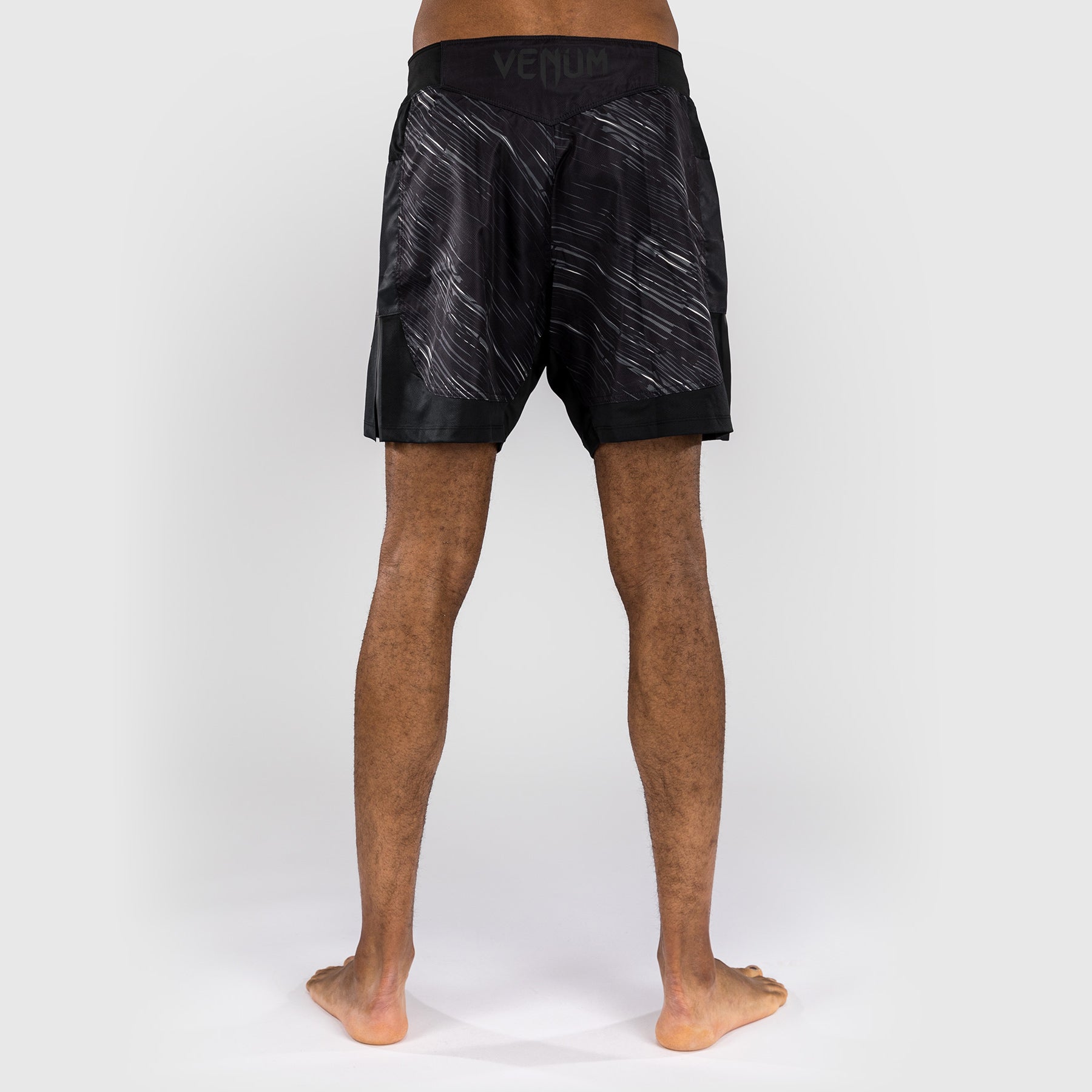 venum-rapid-kampfhosen-fight-shorts-schwarz-sturmgrau image 4