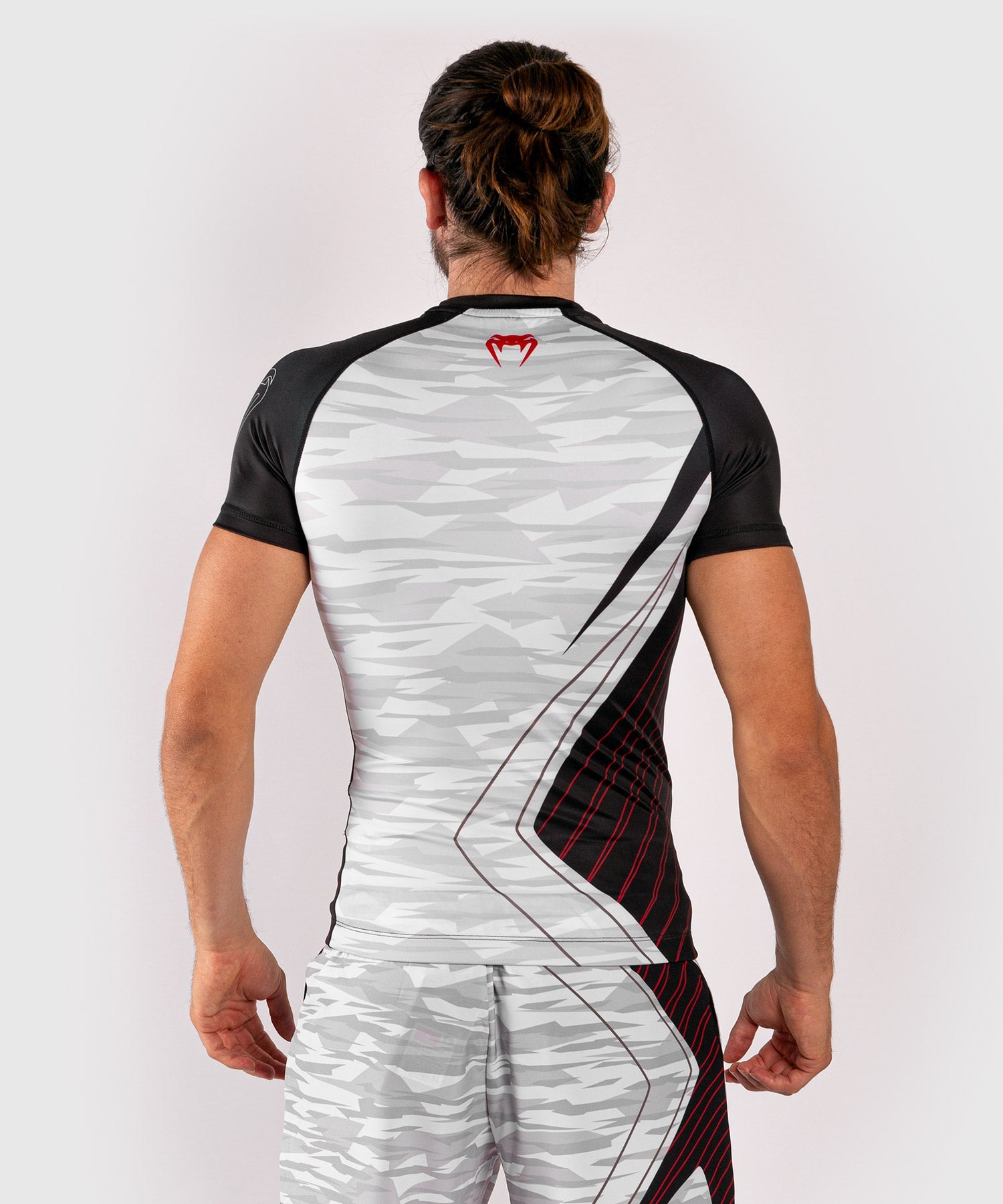 venum-contender-5-0-rashguard-kurzarm-herren-white-camo image 4