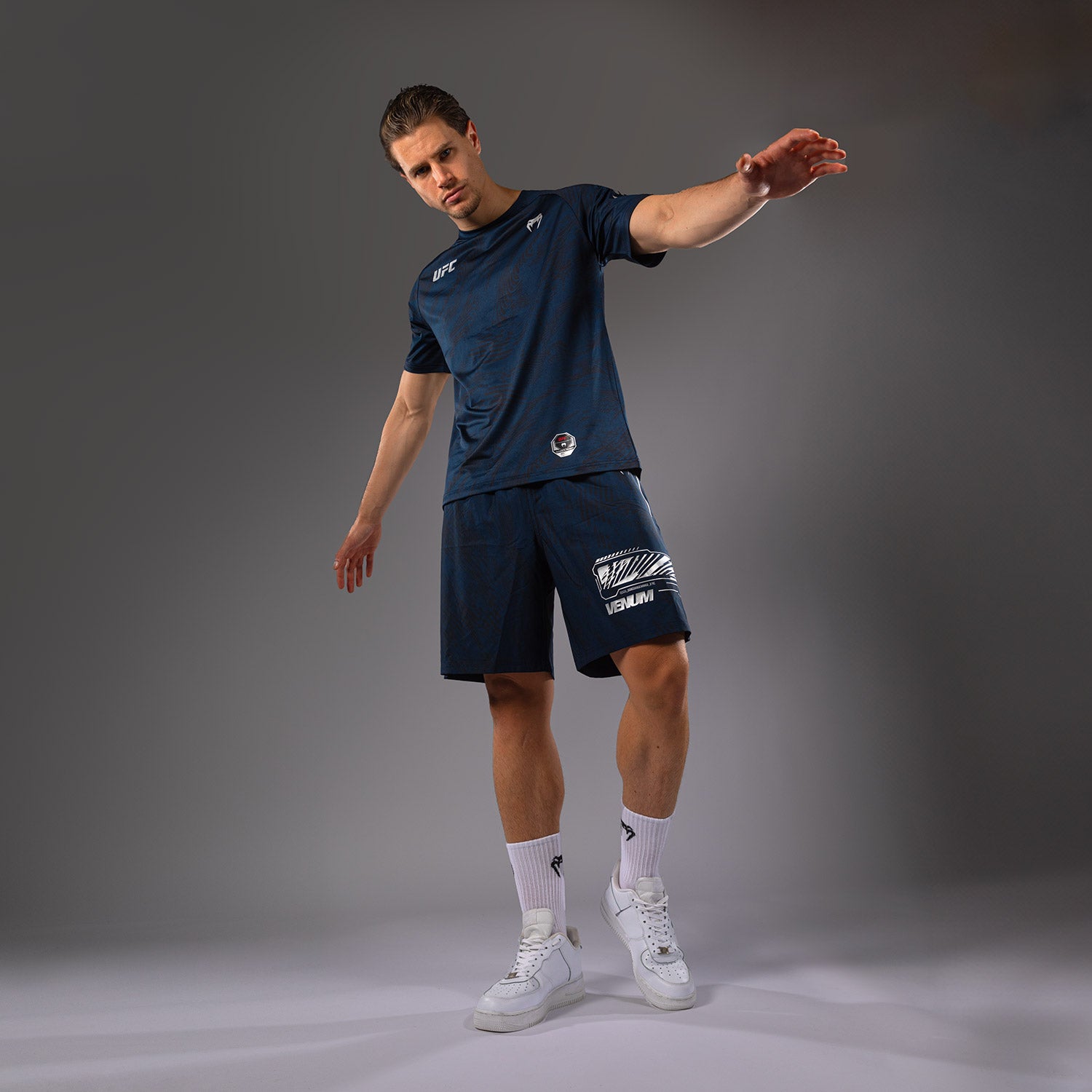 ufc-fusion-by-venum-fight-week-dry-tech-t-shirt-ozeanisches-blau image 6