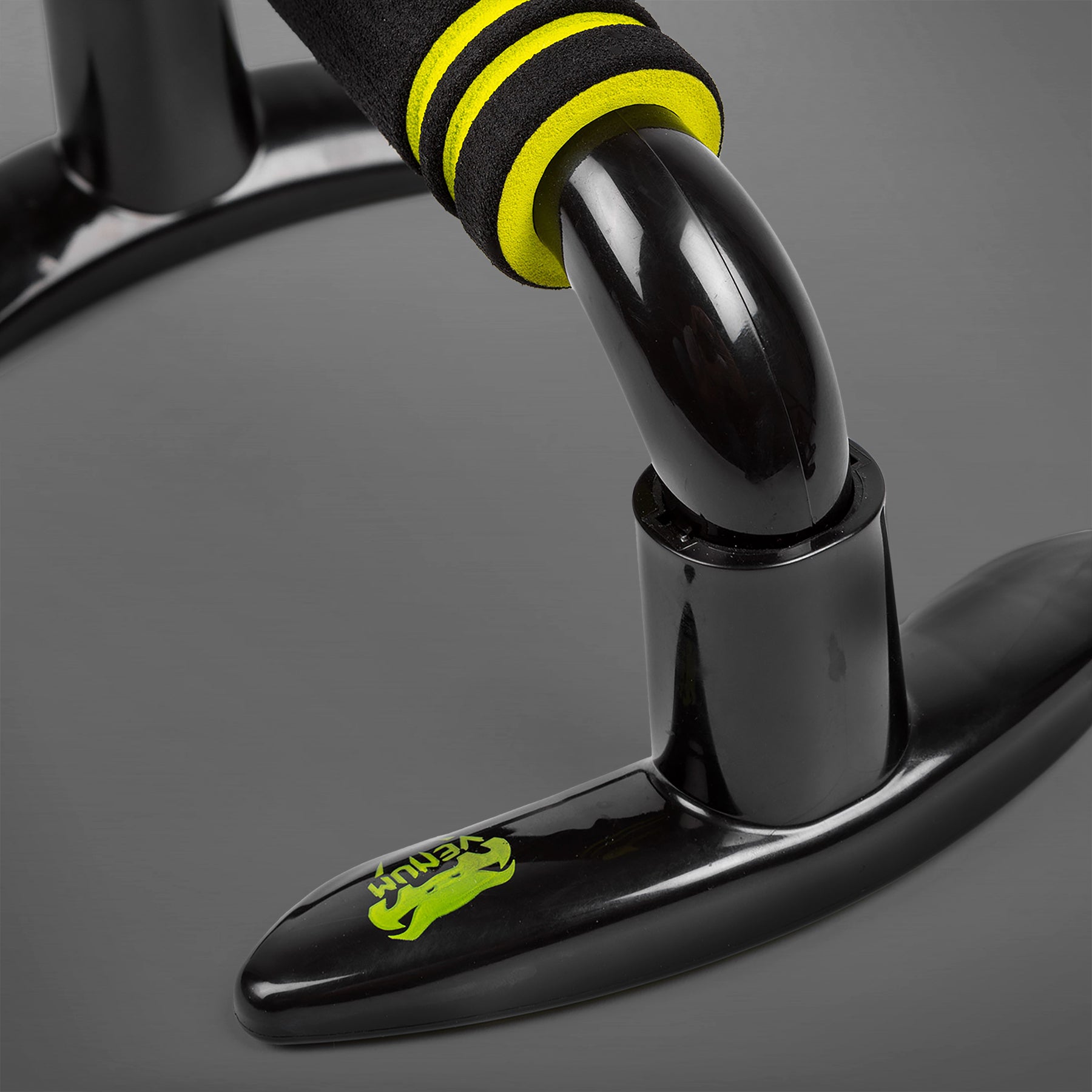 venum-challenger-griffe-push-up-griffe-schwarz-gelb image 3