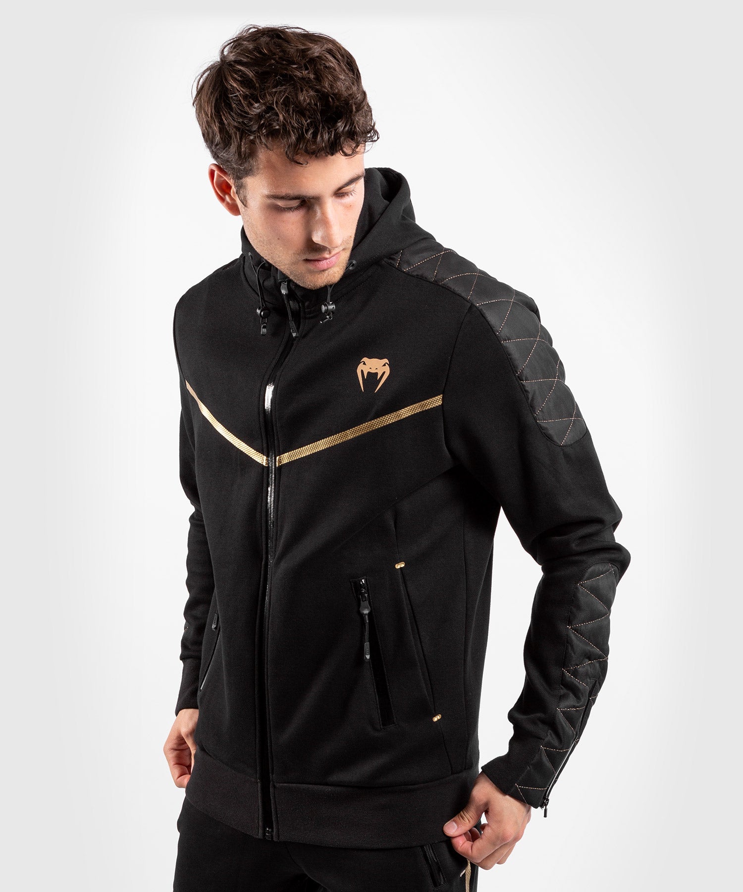 venum-laser-evo-sweatshirt-schwarz-gold-kapuzen-hoodie image 5