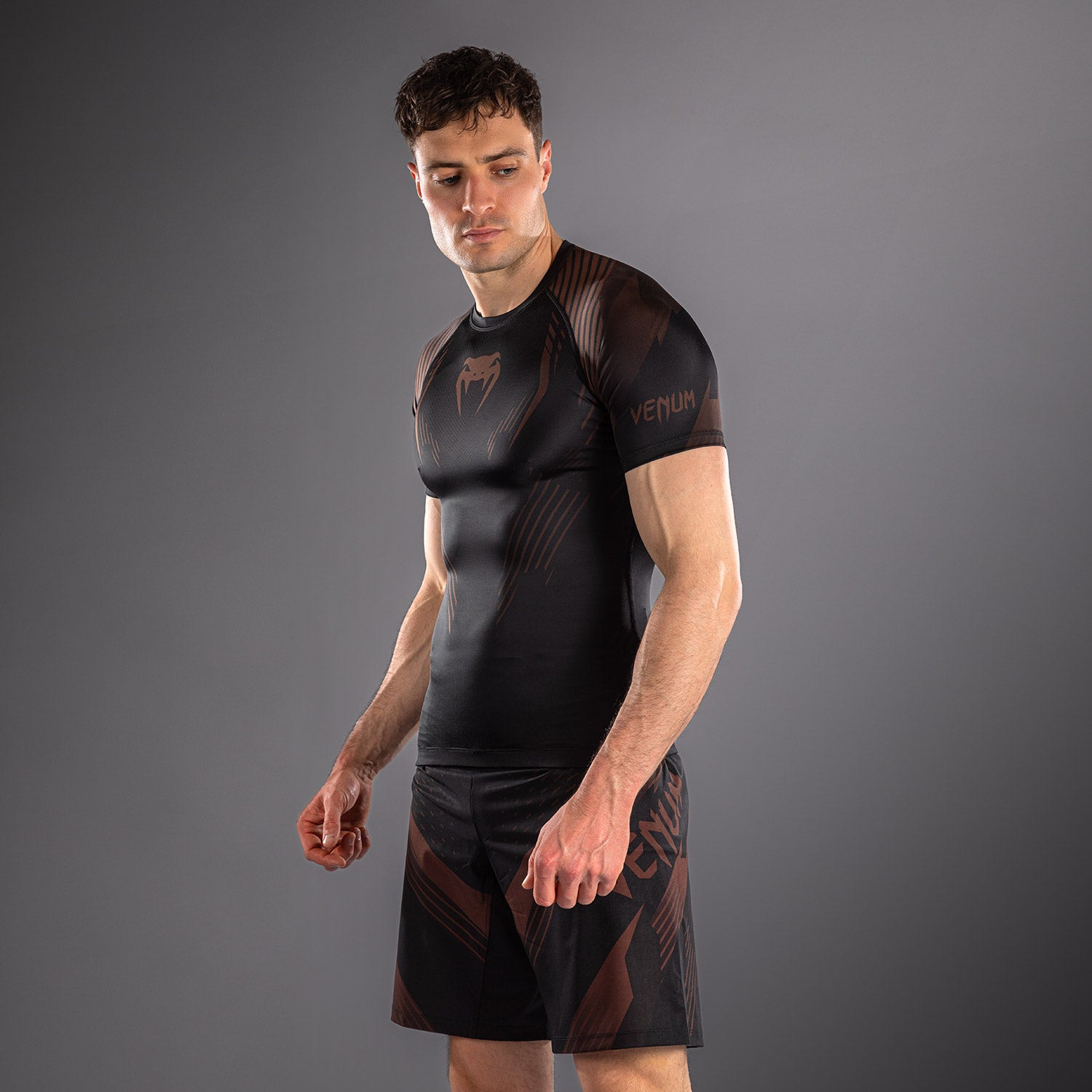 venum-no-gi-6-0-kurzarm-rashguard-schwarz-braun image 3