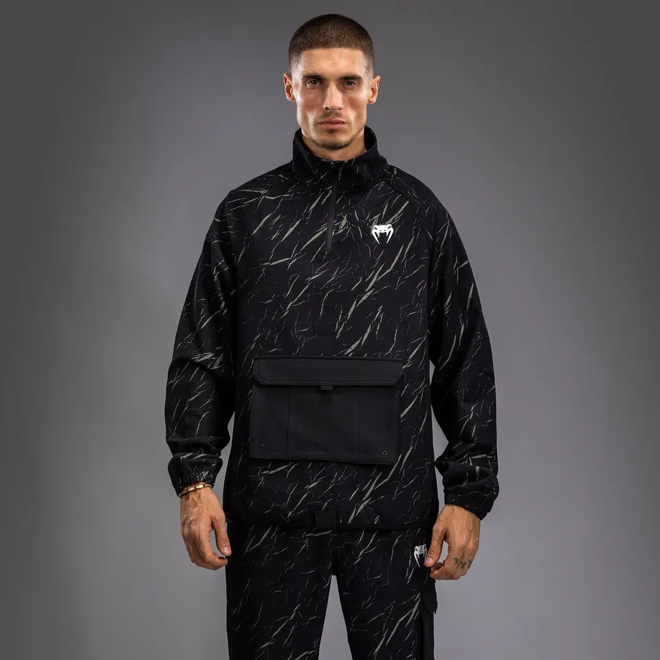 venum-trooper-herren-trainingsanzug-jacke-schwarz-sandstein image 1